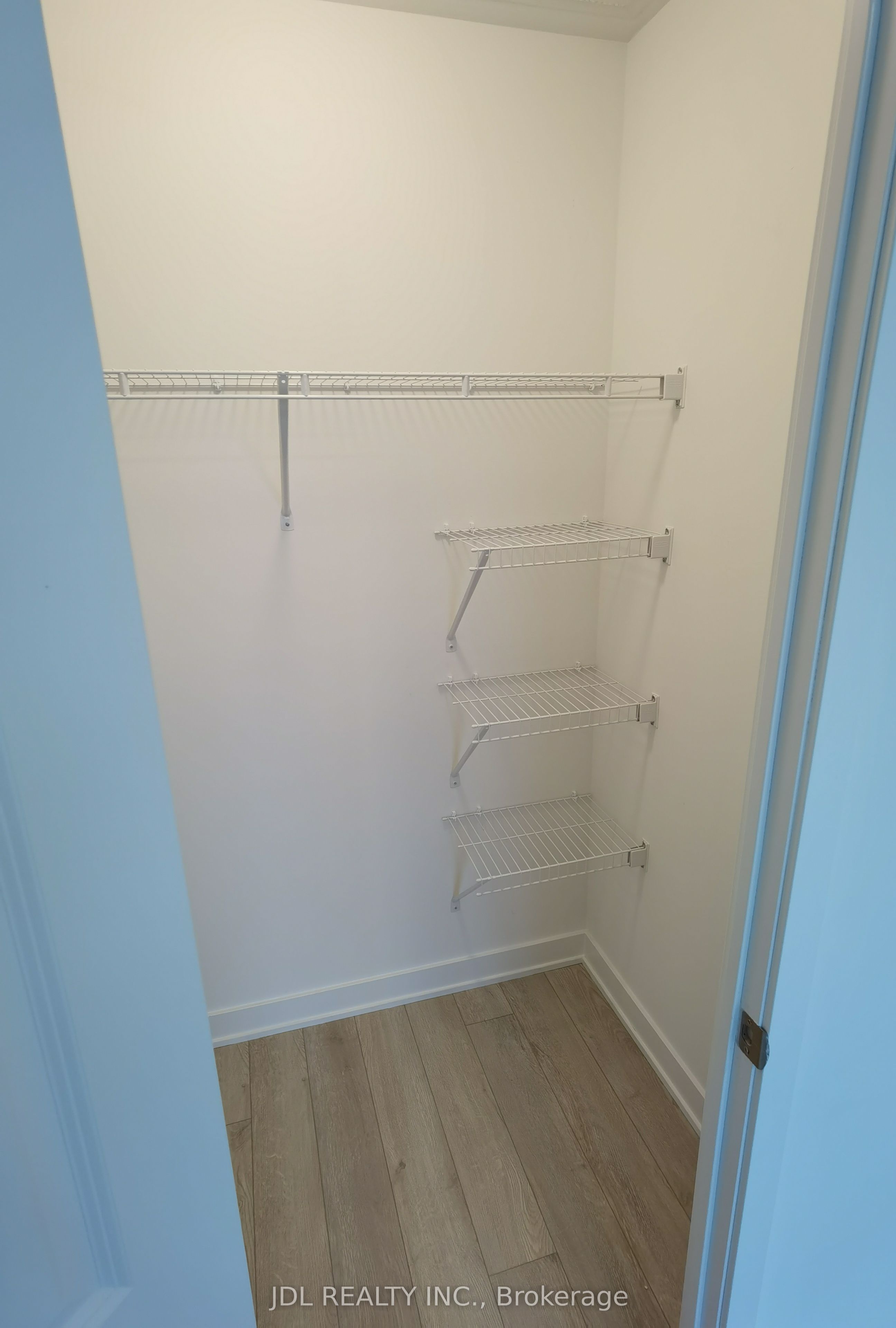 75 Oneida Crescent 1510 Property Photo 8