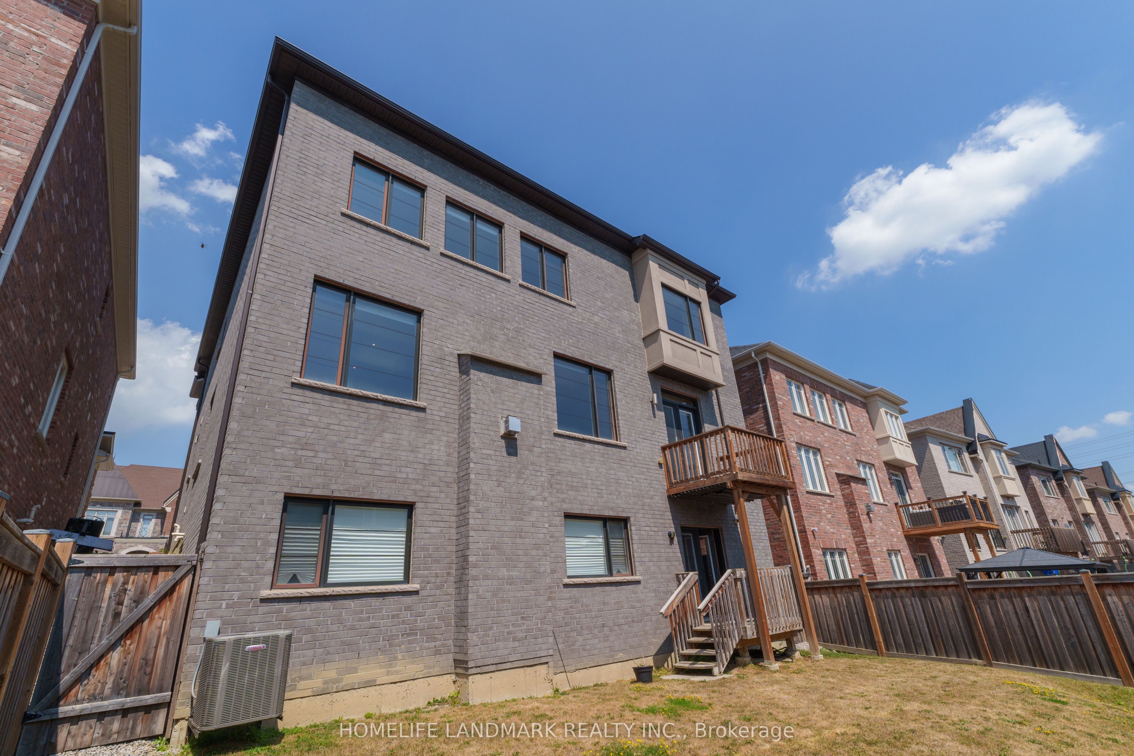 17 Aspy Court Property Photo 26