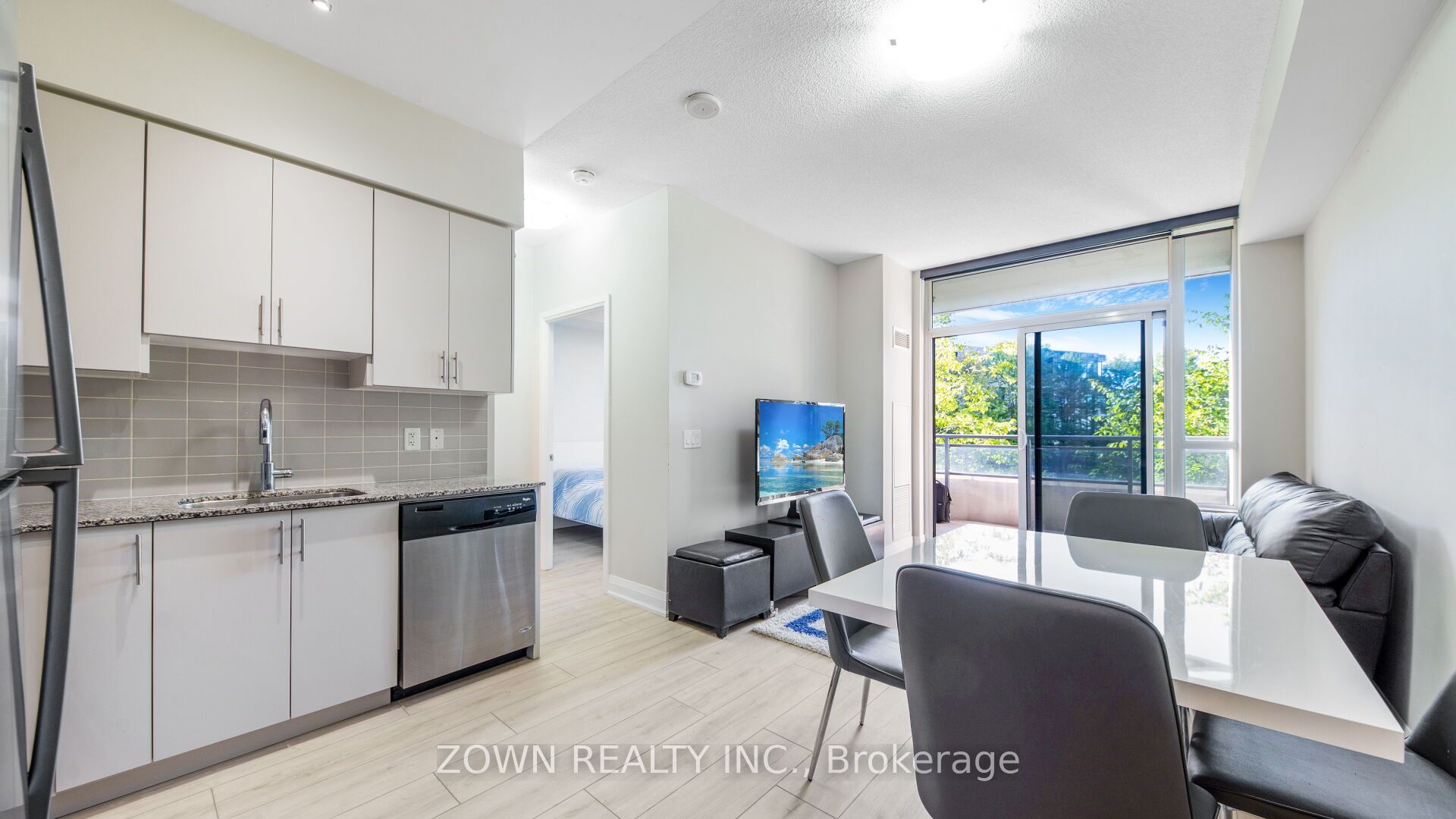 85 North Park Road 201 Property Photo 20