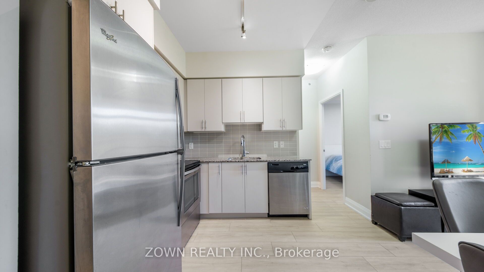 85 North Park Road 201 Property Photo 28