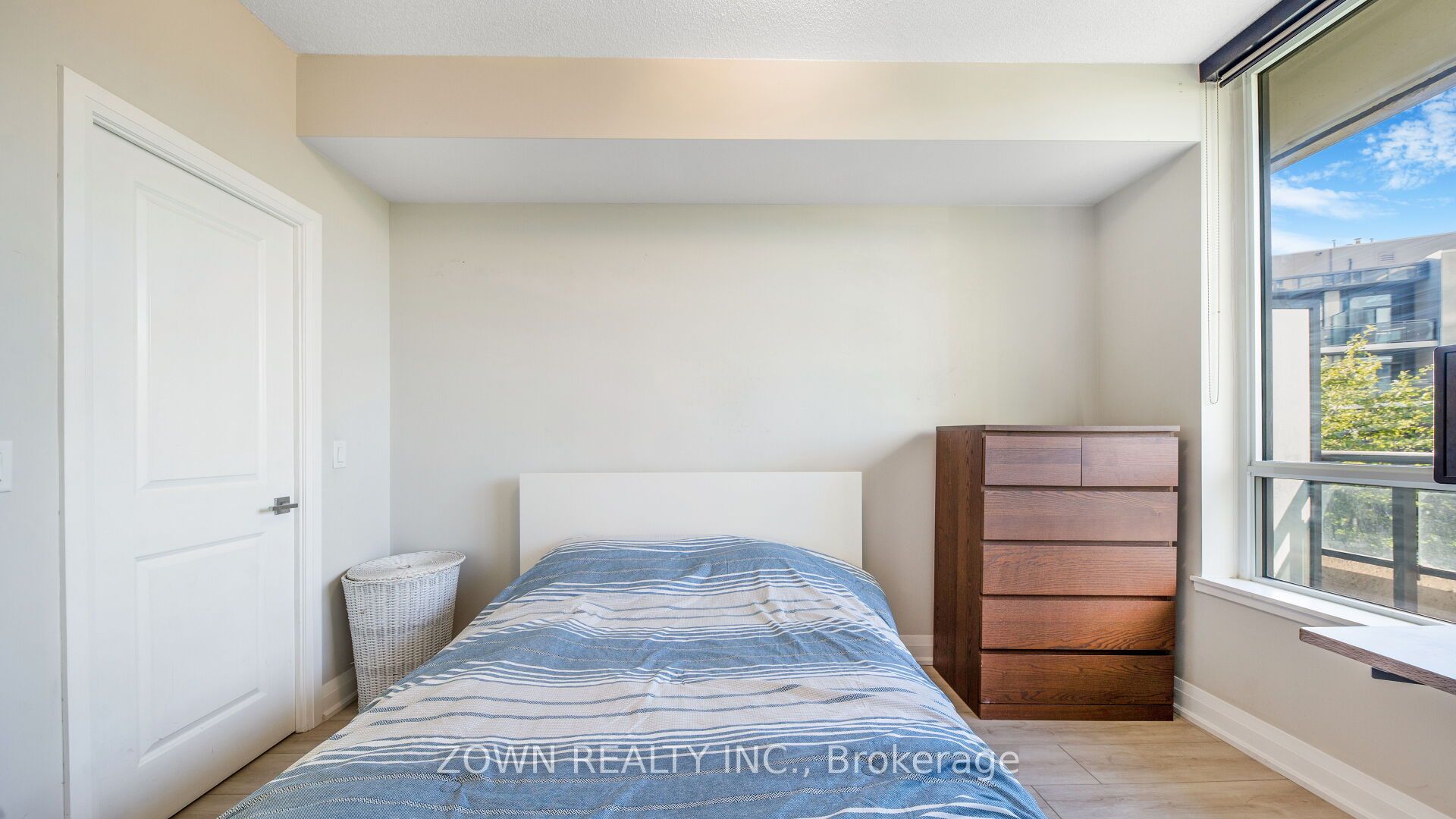 85 North Park Road 201 Property Photo 32