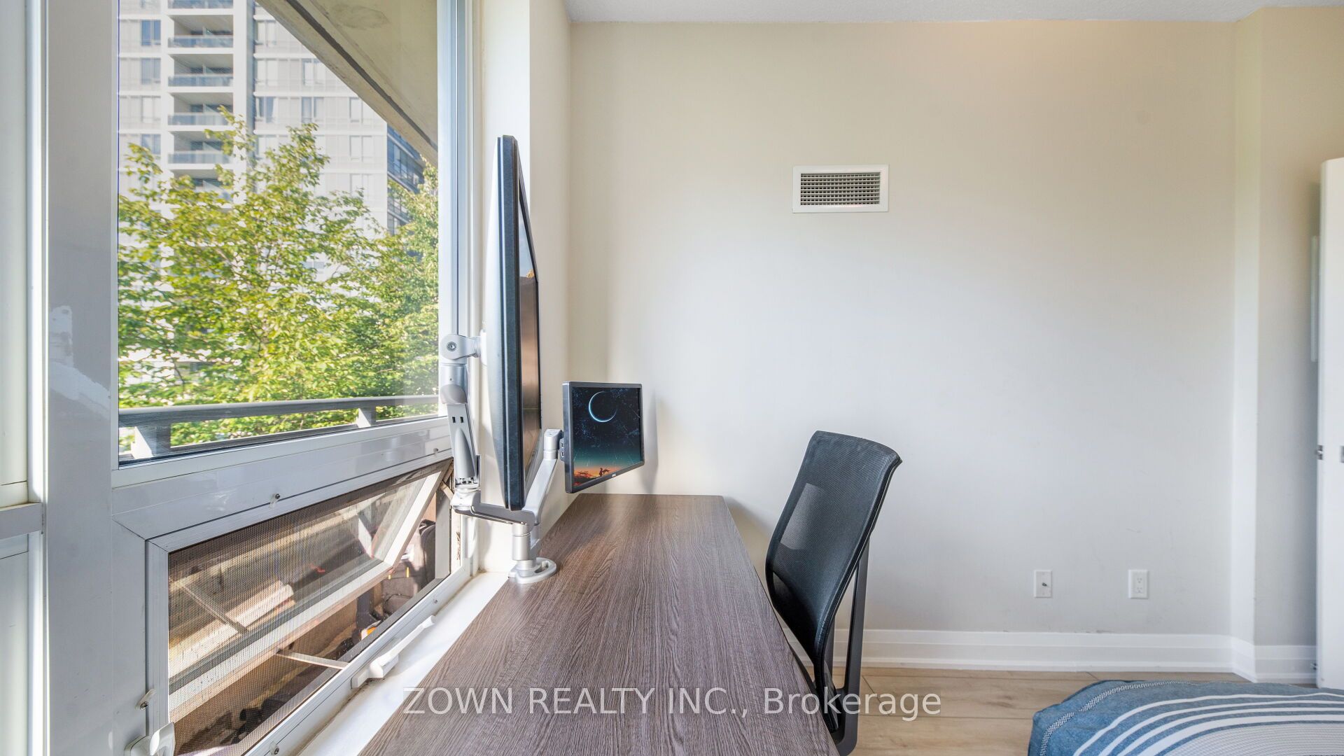 85 North Park Road 201 Property Photo 33