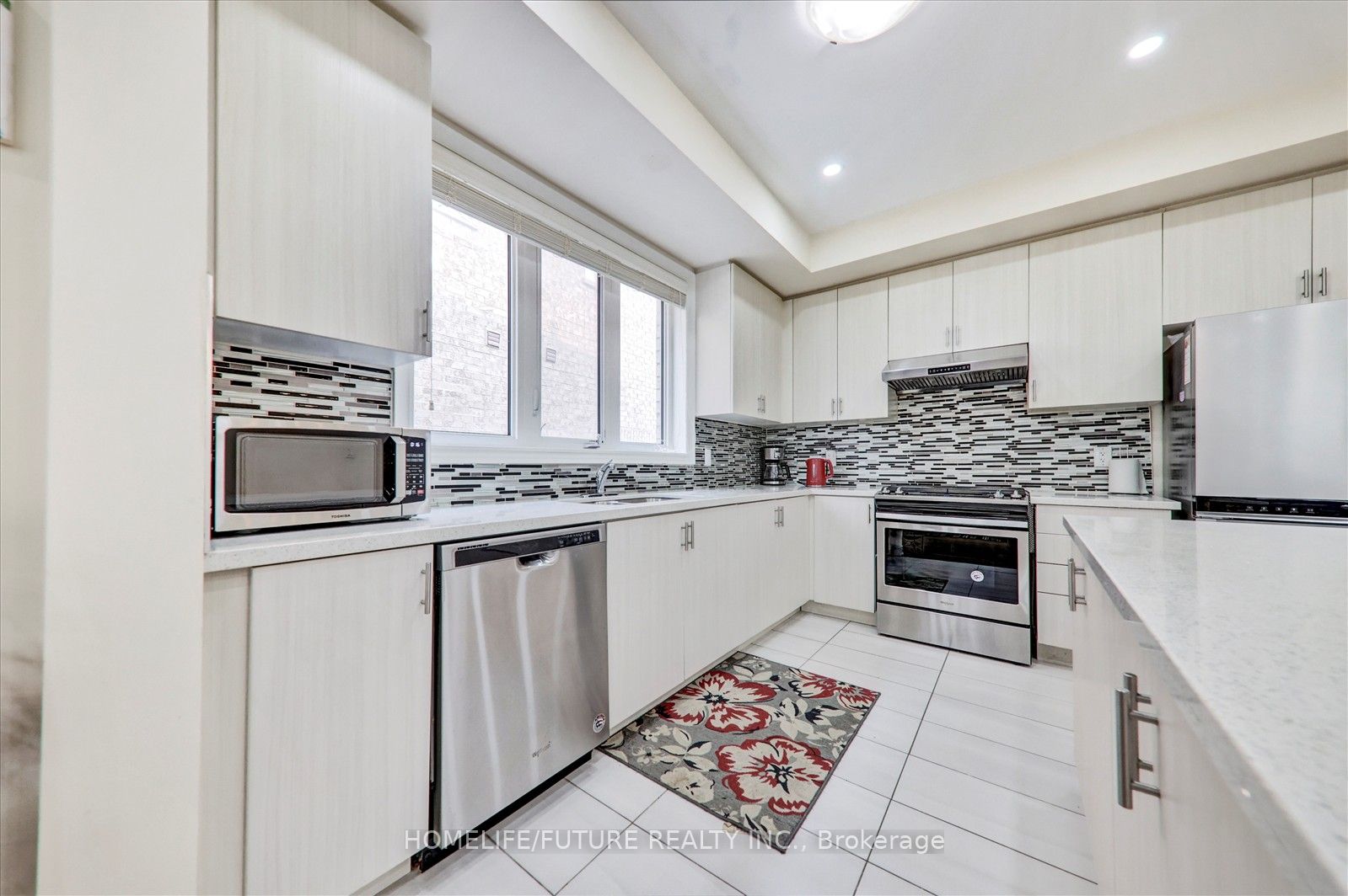 12 Ryler Way Property Photo 10