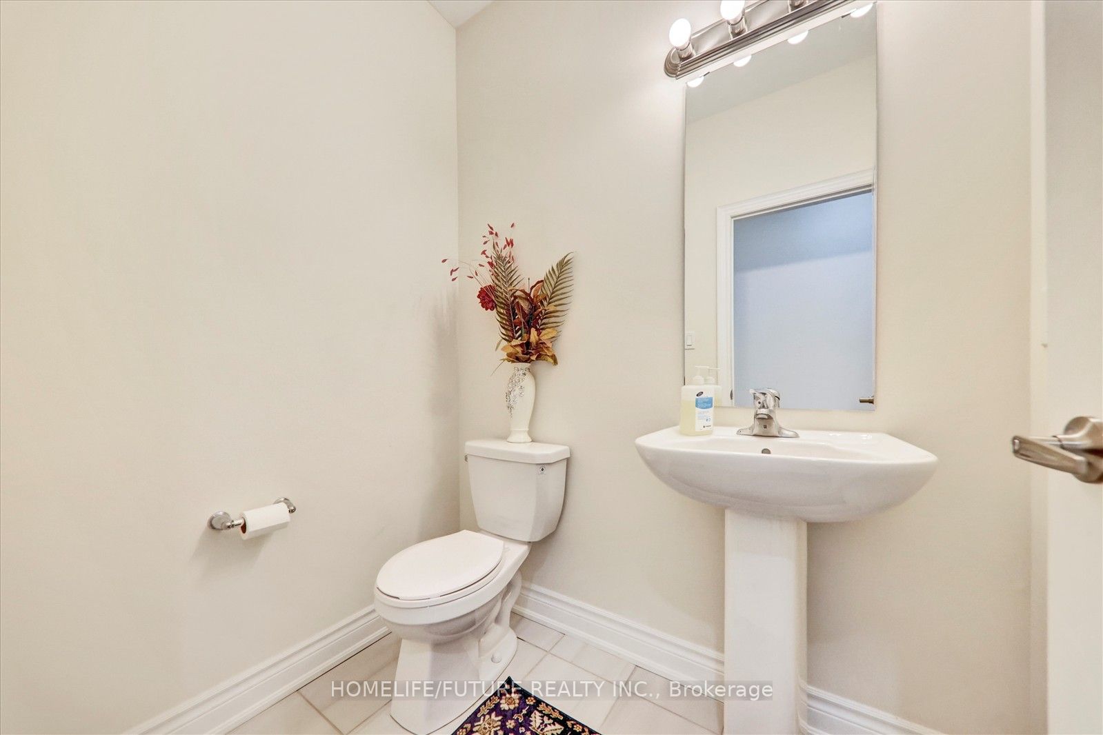 12 Ryler Way Property Photo 15