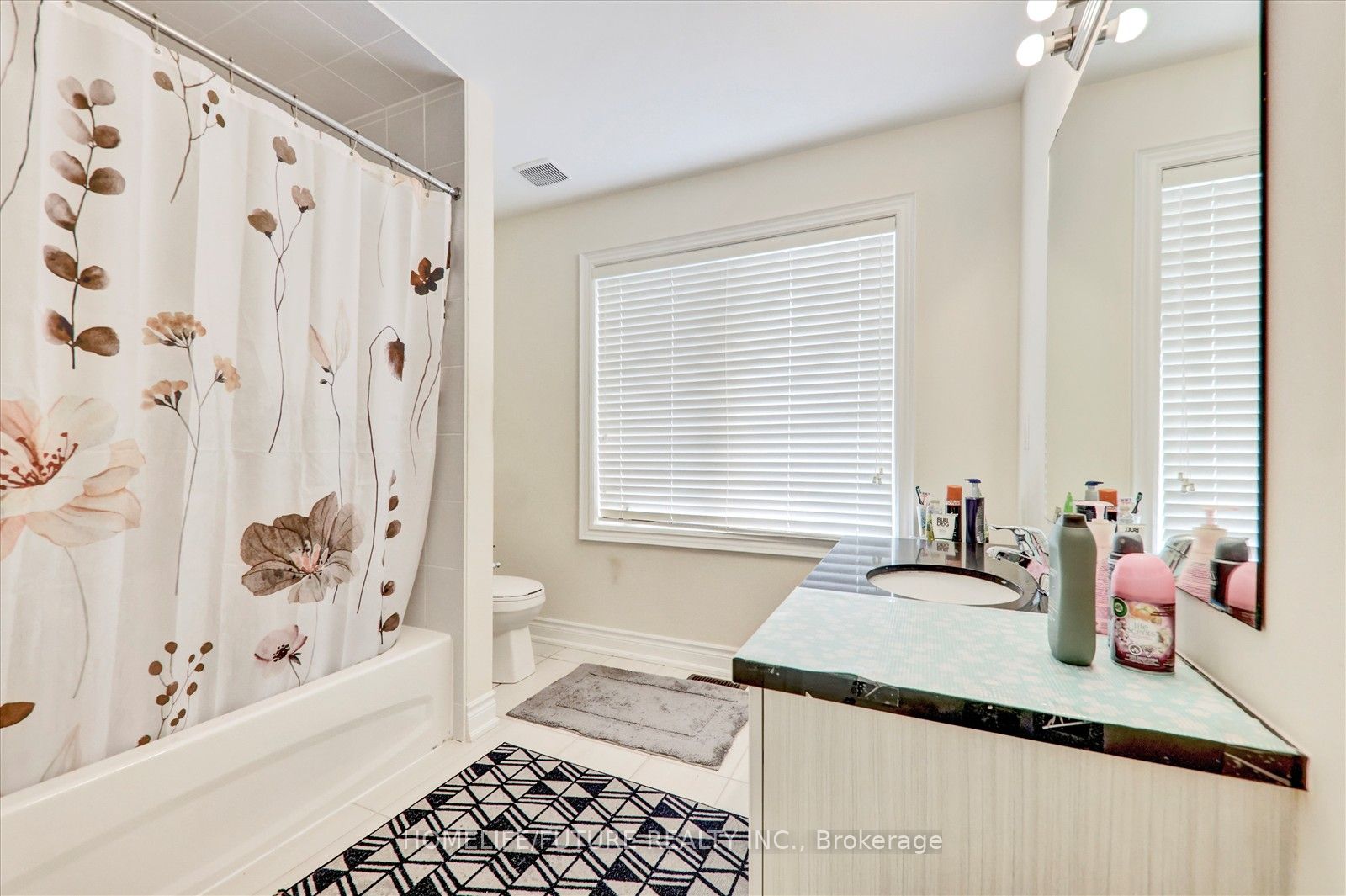 12 Ryler Way Property Photo 29