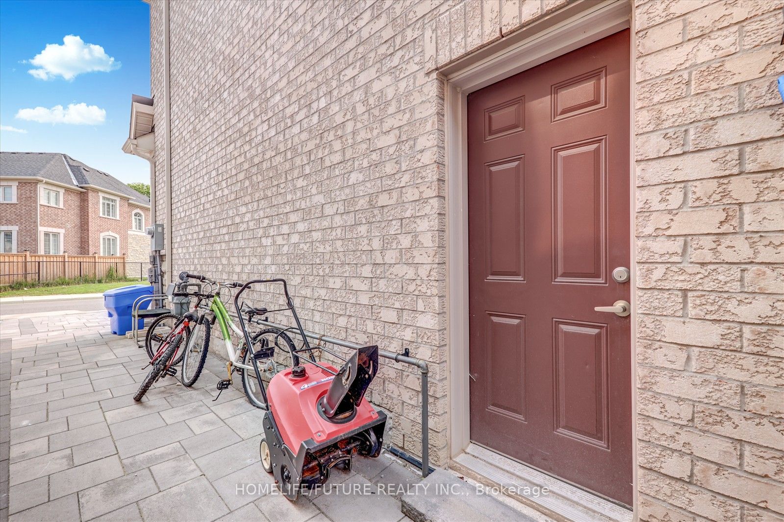 12 Ryler Way Property Photo 33