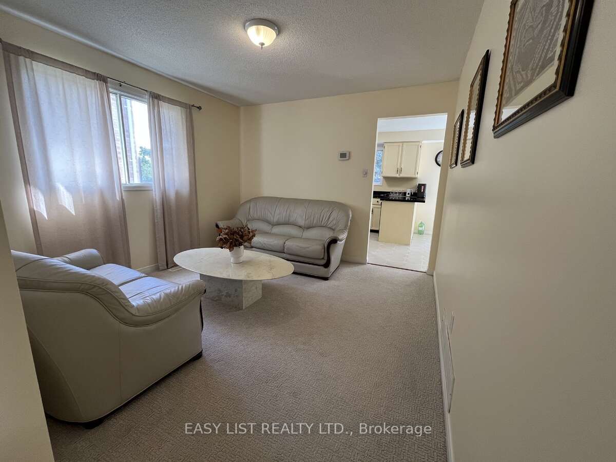 102 Burwell Crescent Property Photo 13