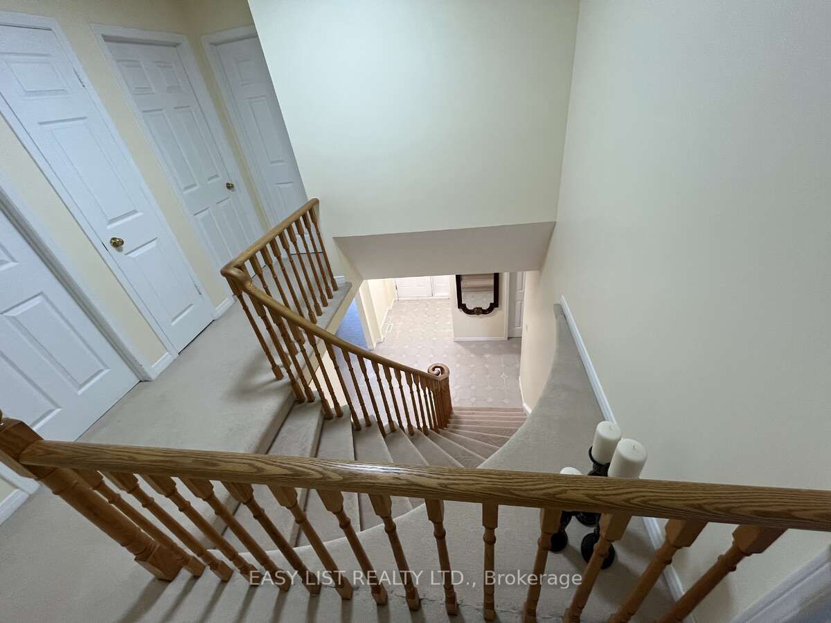 102 Burwell Crescent Property Photo 20