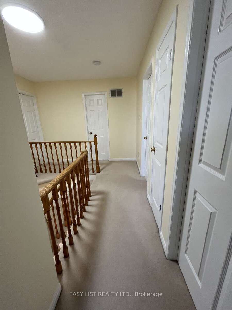 102 Burwell Crescent Property Photo 25