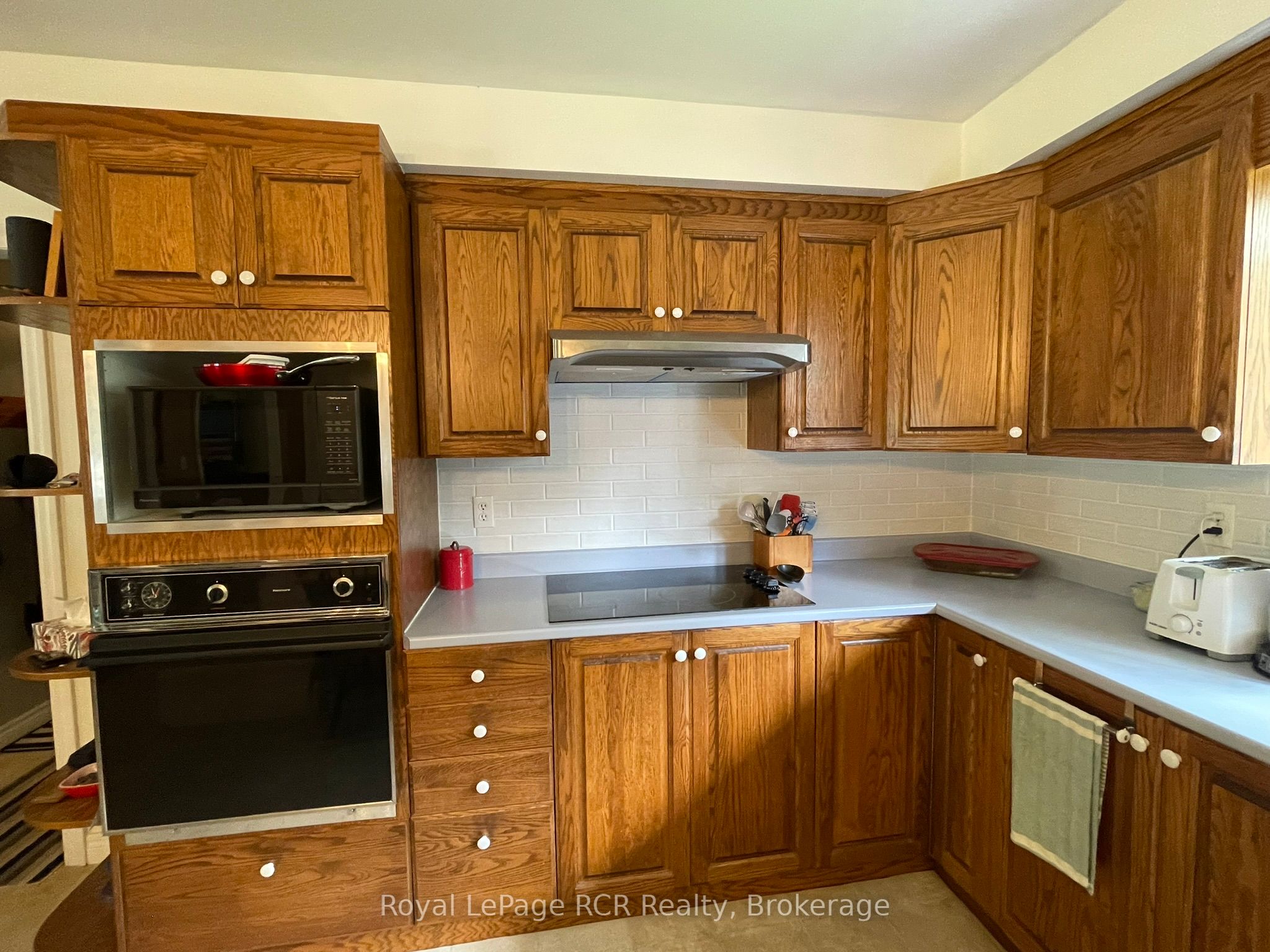 1922 Concession 4 Road Property Photo 10