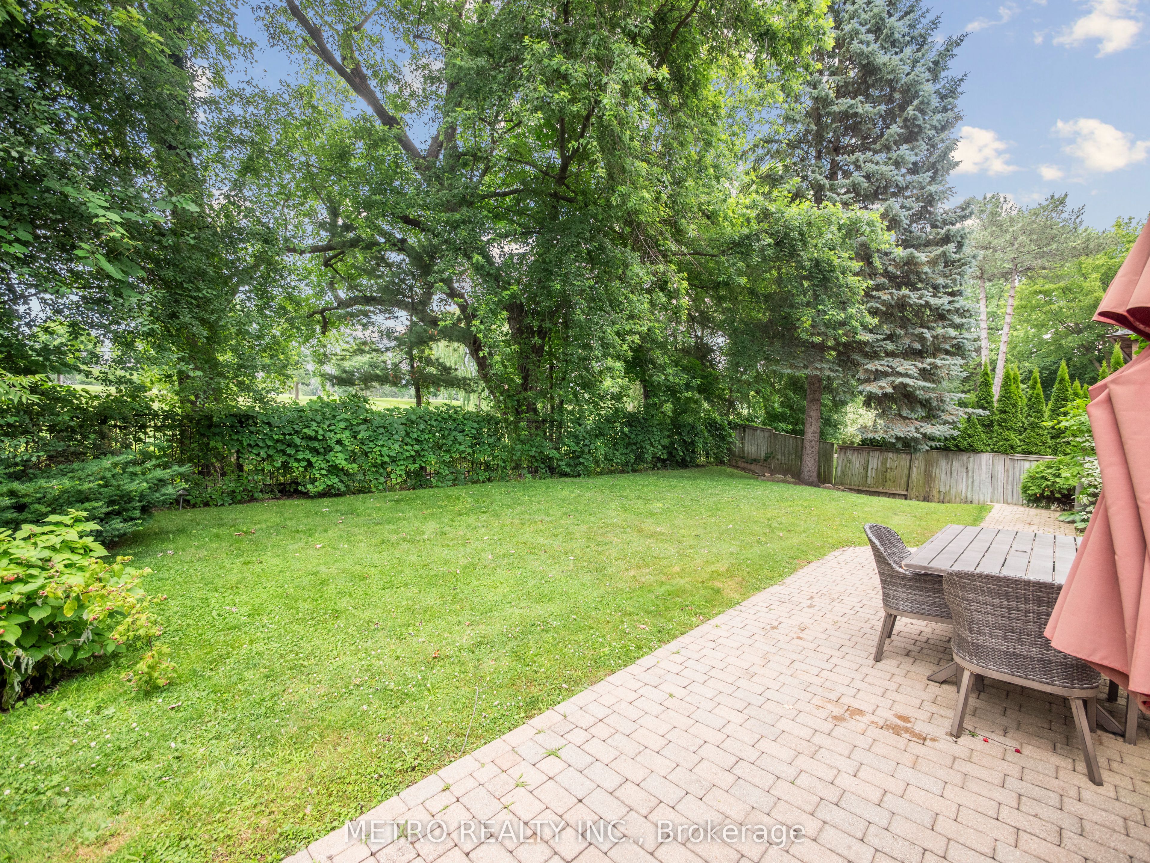 14 Village Squire Lane Property Photo 48