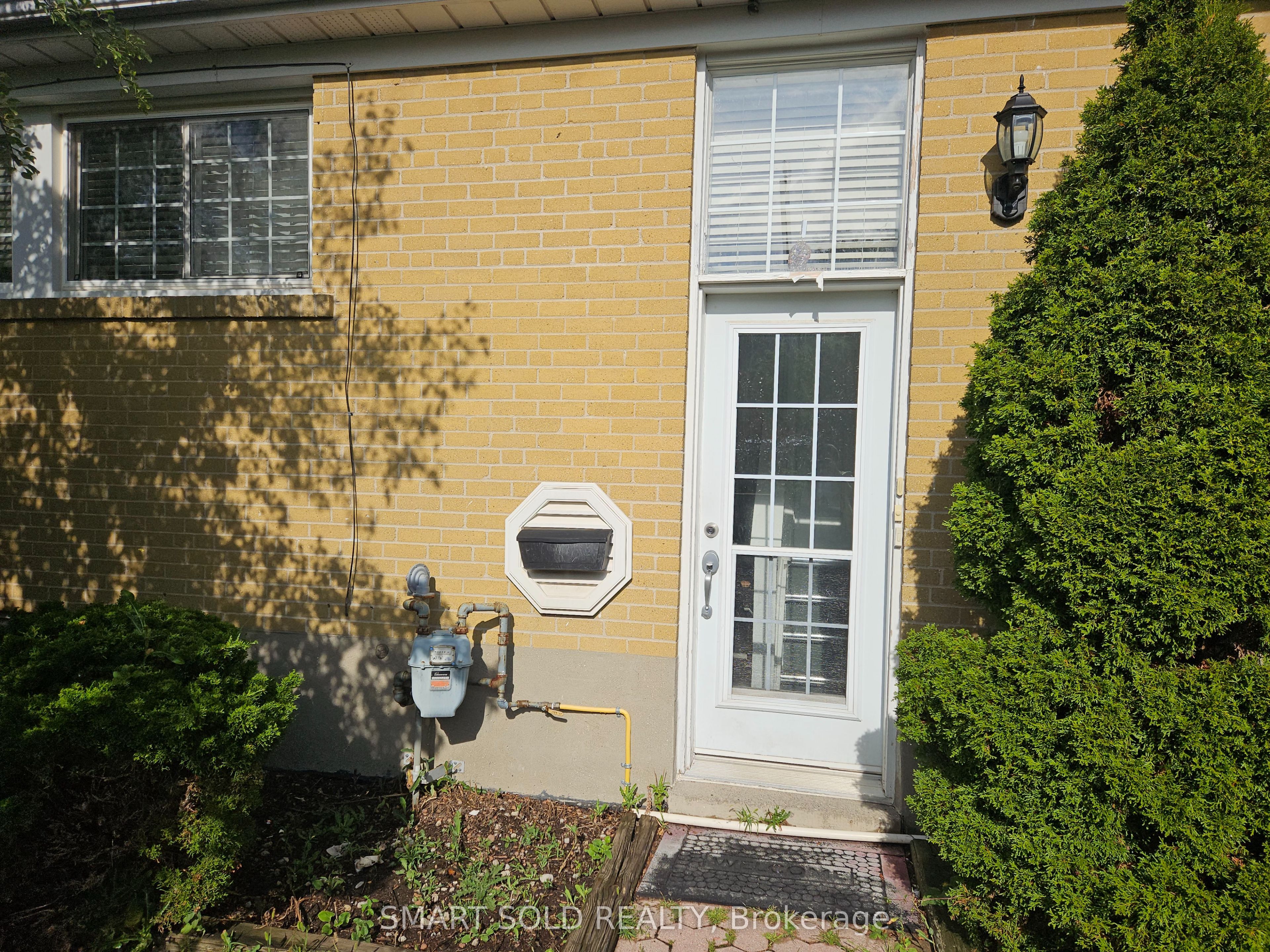 223 Browndale Cres Lower N/a 2 Property Photo 8