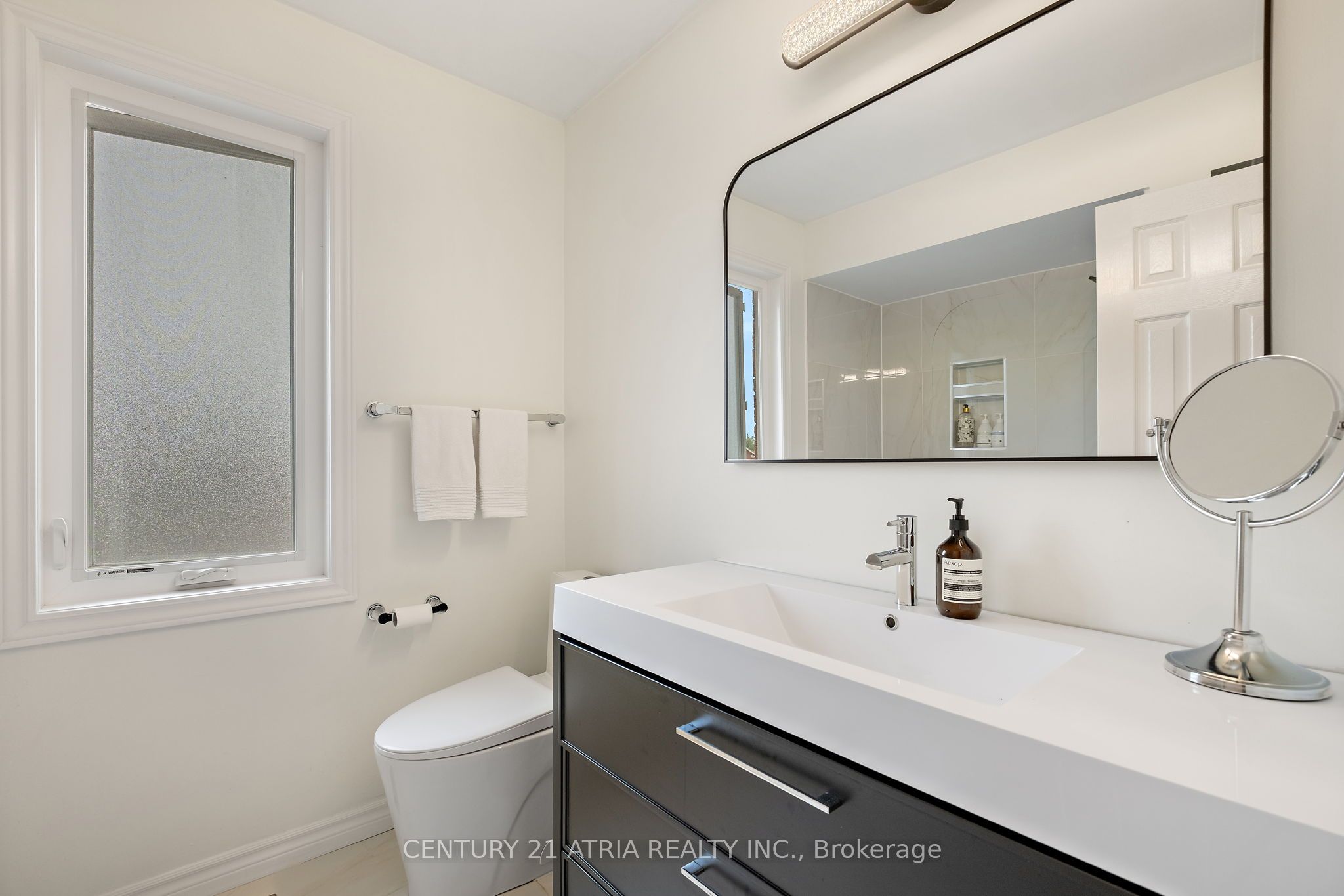 42 Fifefield Drive Property Photo 19