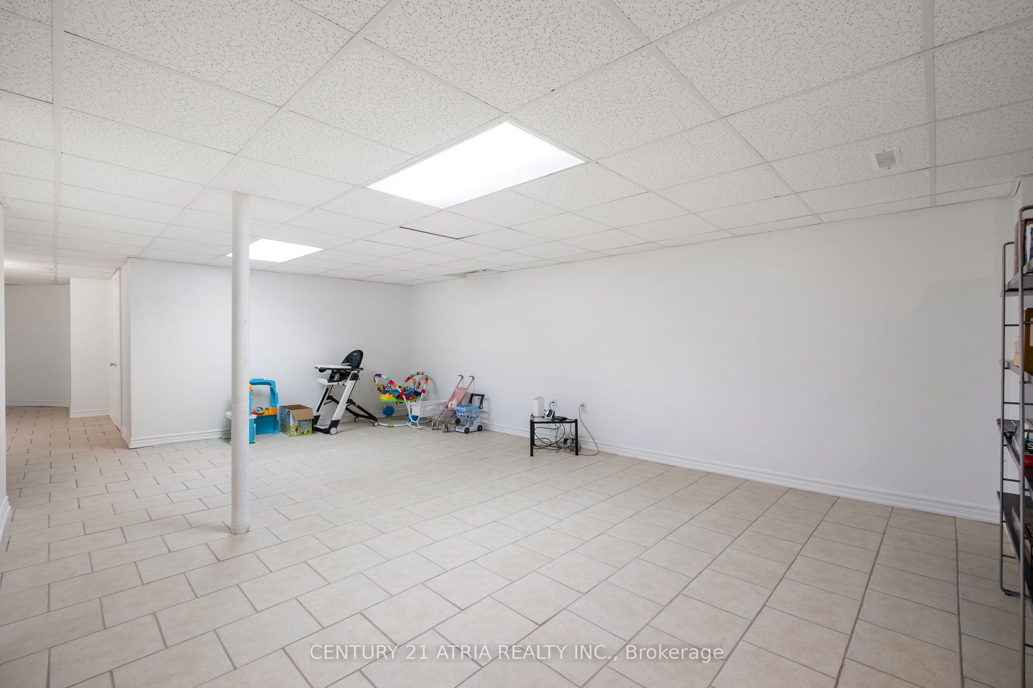 42 Fifefield Drive Property Photo 27