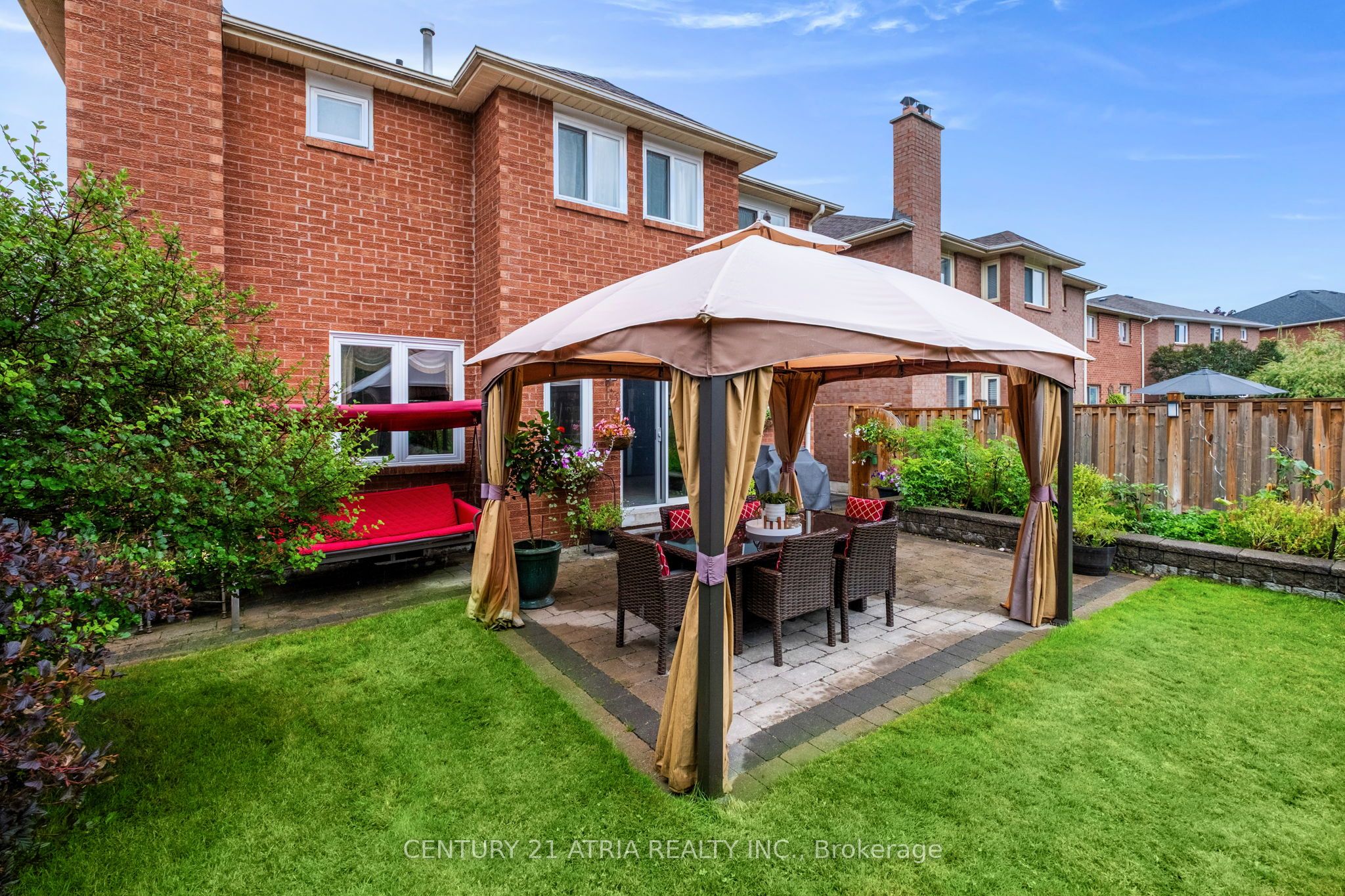 42 Fifefield Drive Property Photo 29