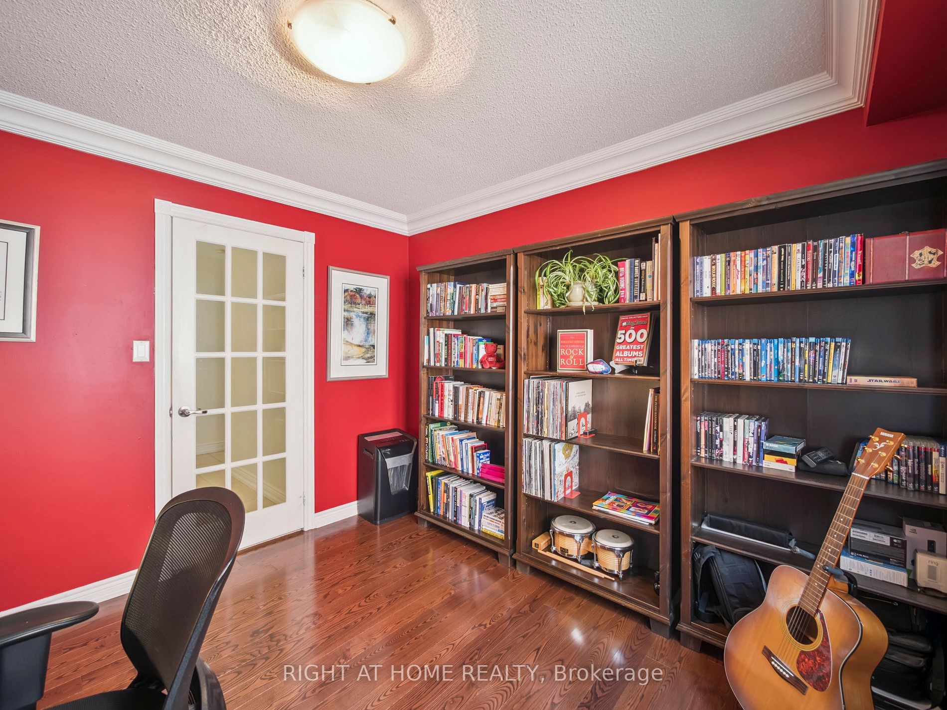 100 Carlyle Crescent Property Photo 19