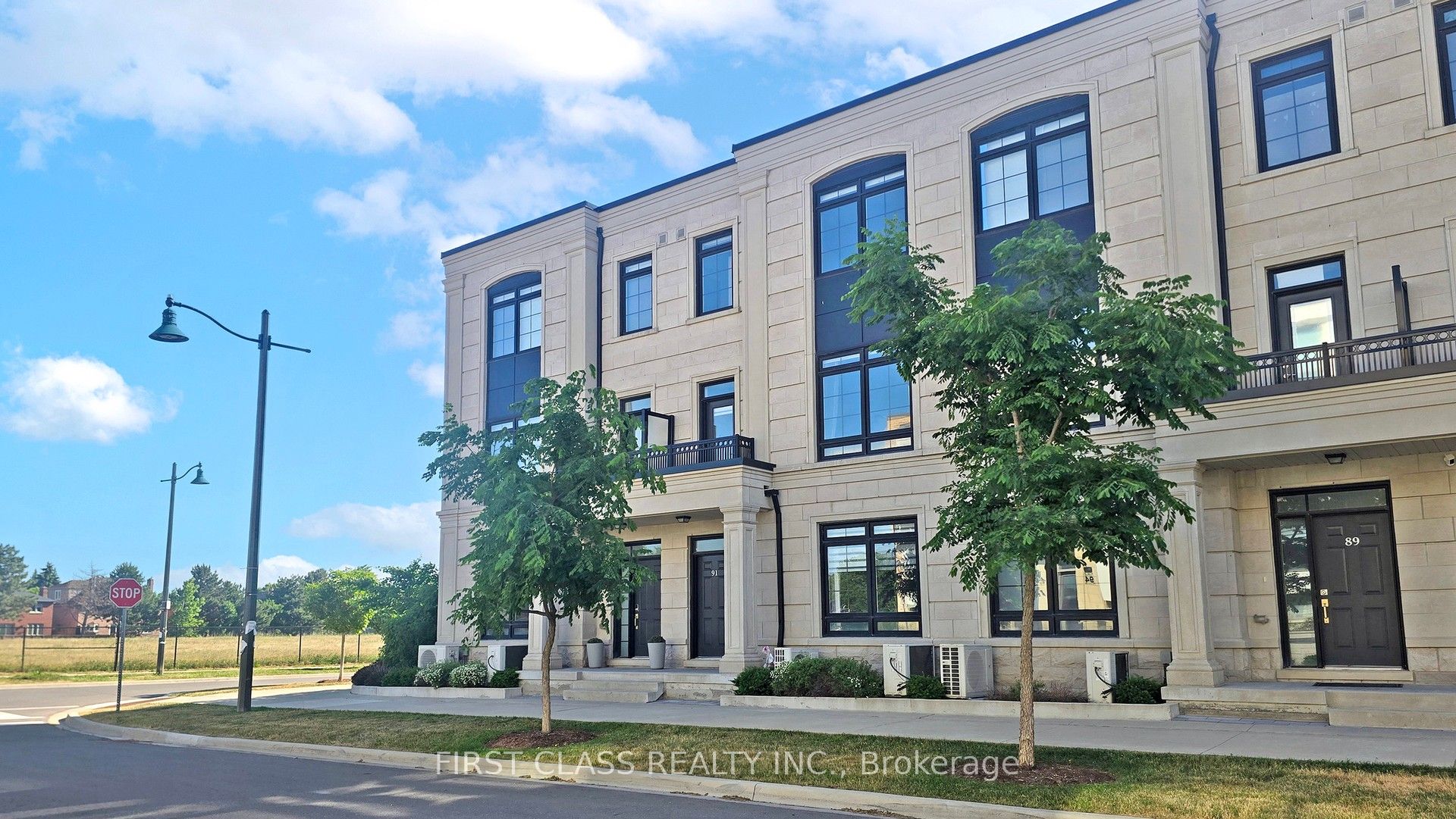 91 William Saville Street Property Photo 1