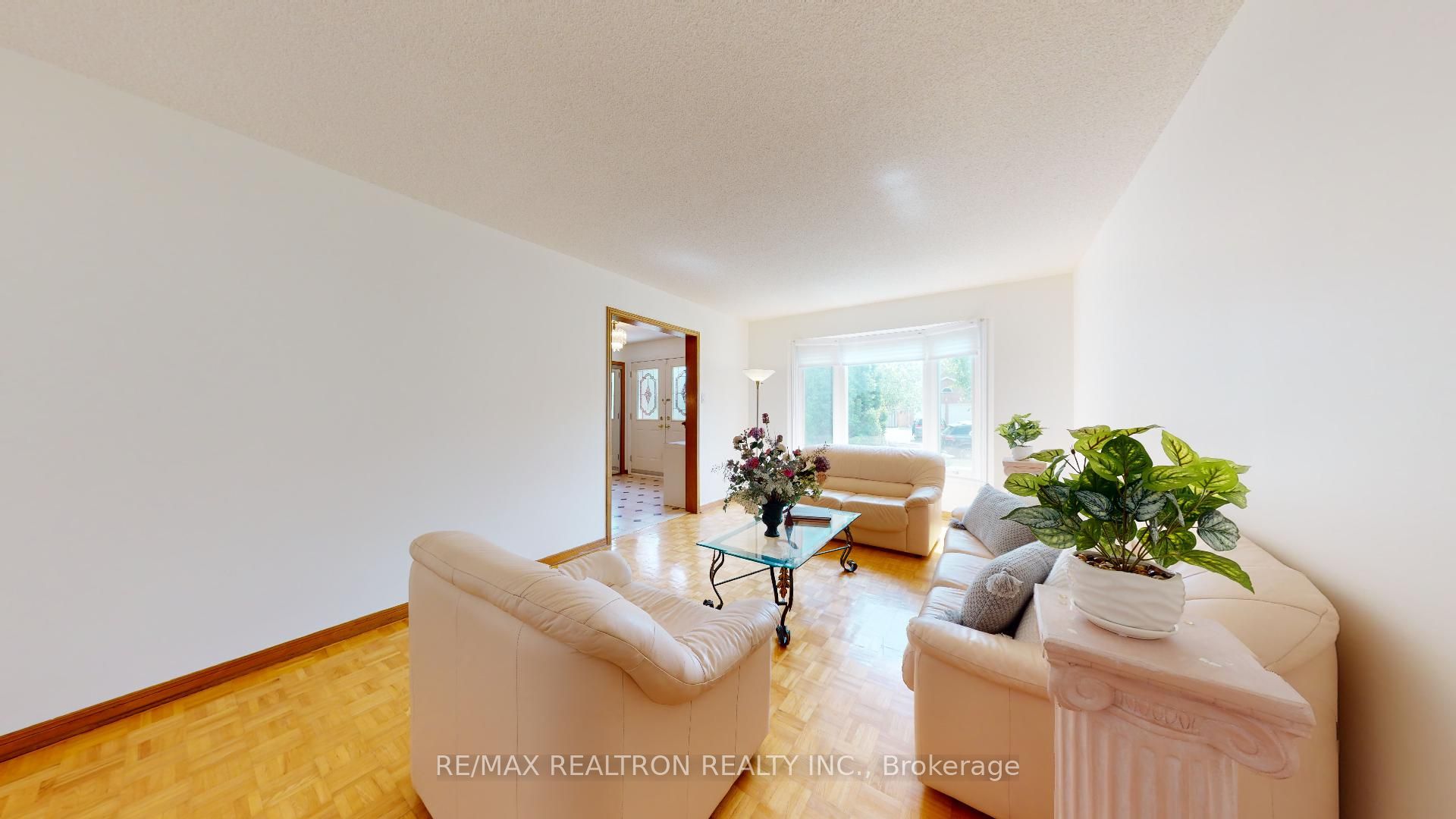 2 Glenhurst Road Property Photo 6