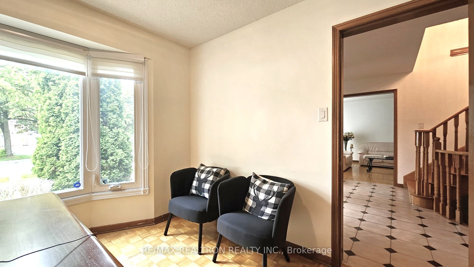 2 Glenhurst Road Property Photo 11