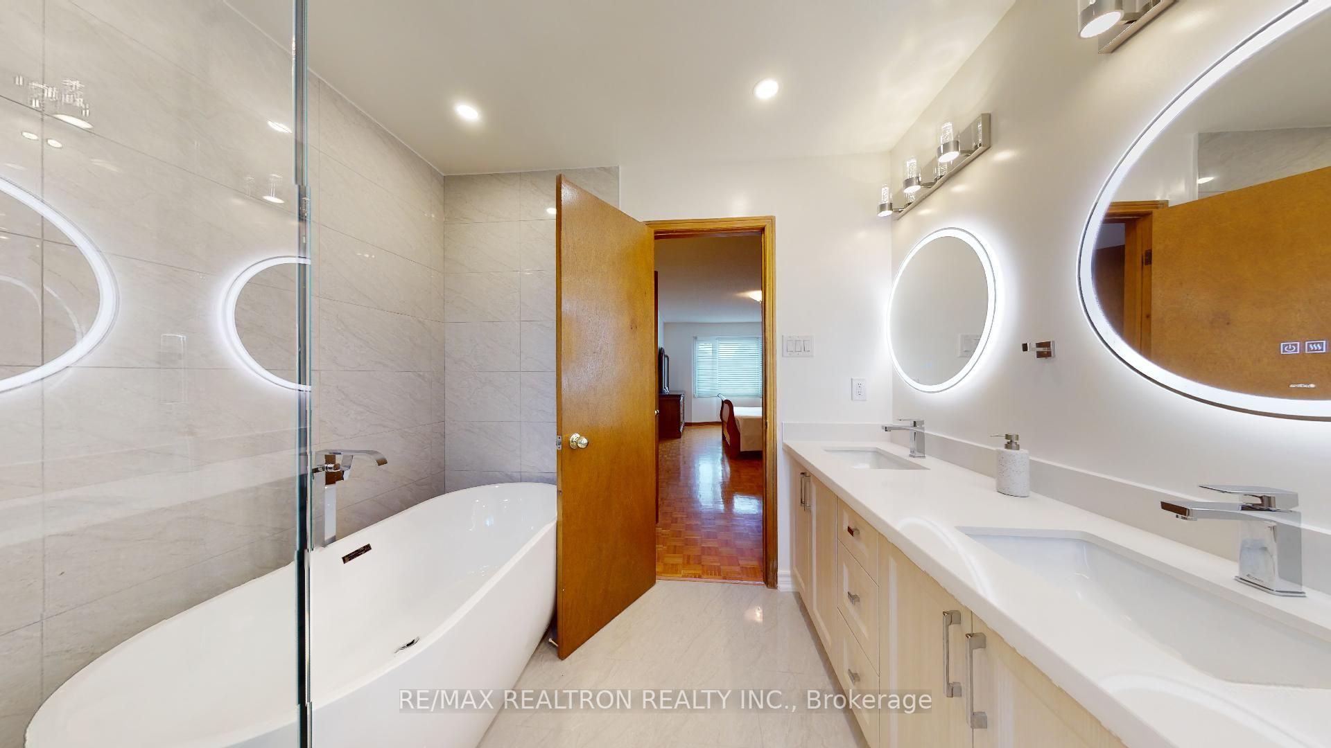 2 Glenhurst Road Property Photo 13