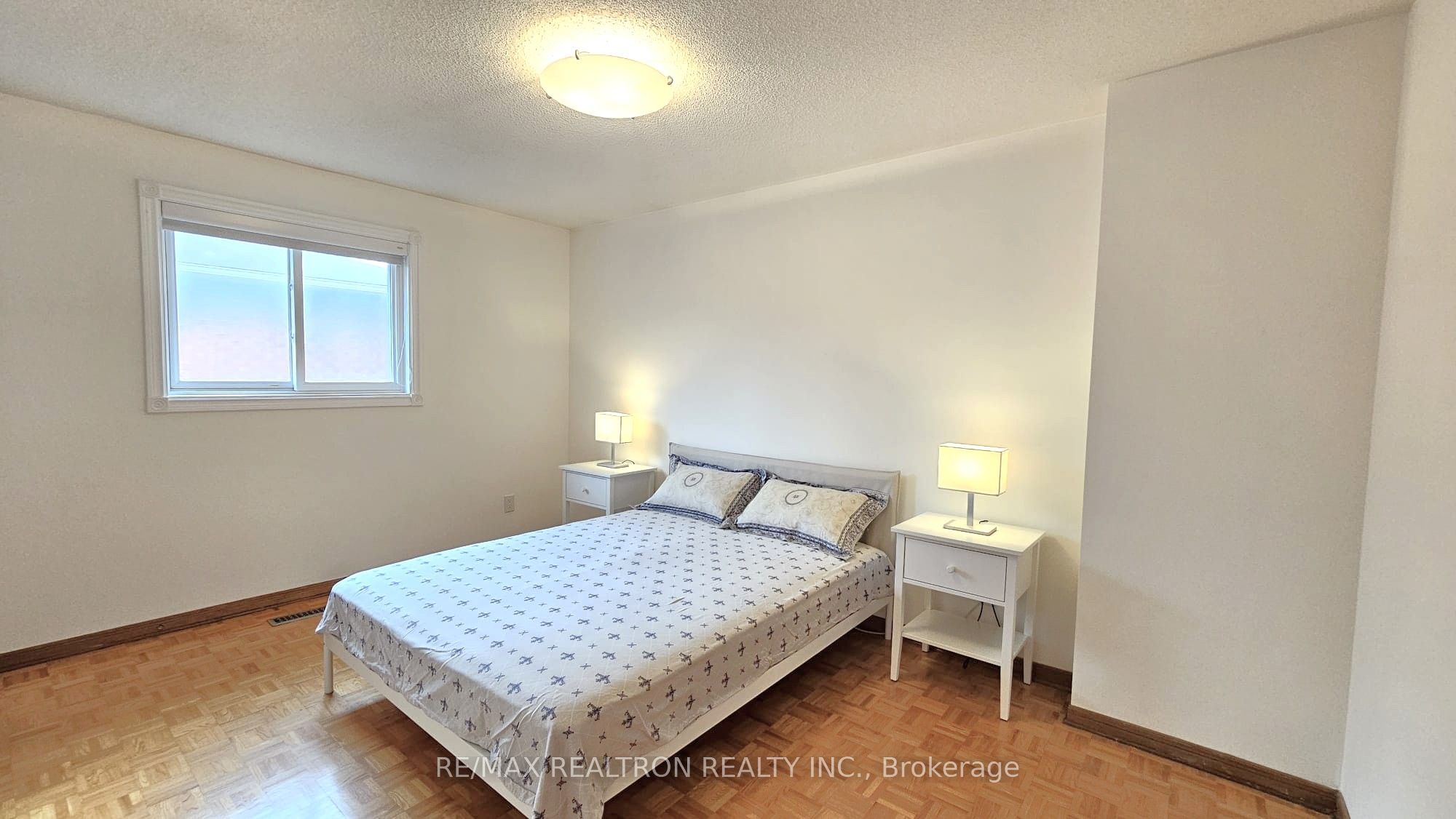 2 Glenhurst Road Property Photo 16