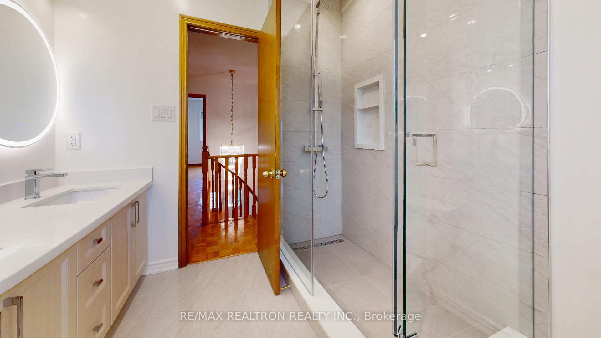 2 Glenhurst Road Property Photo 18