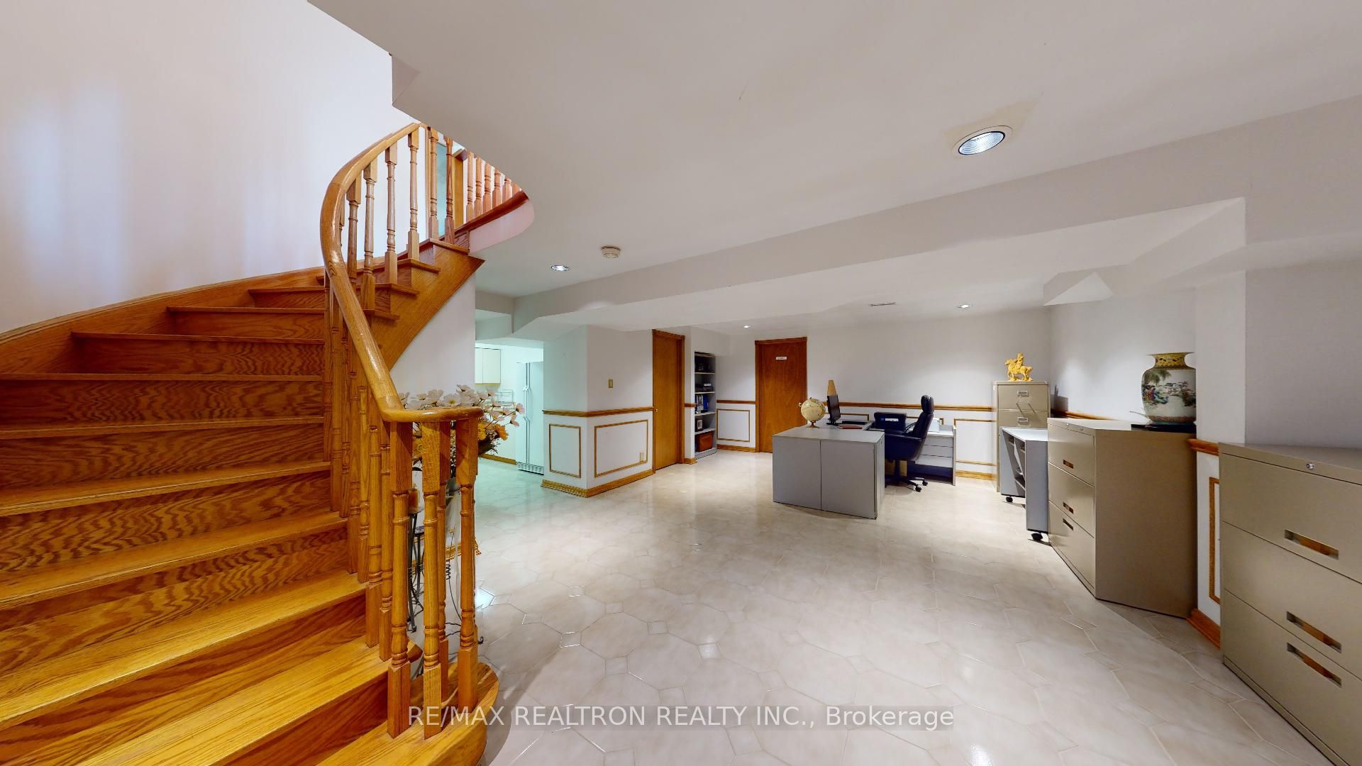 2 Glenhurst Road Property Photo 20