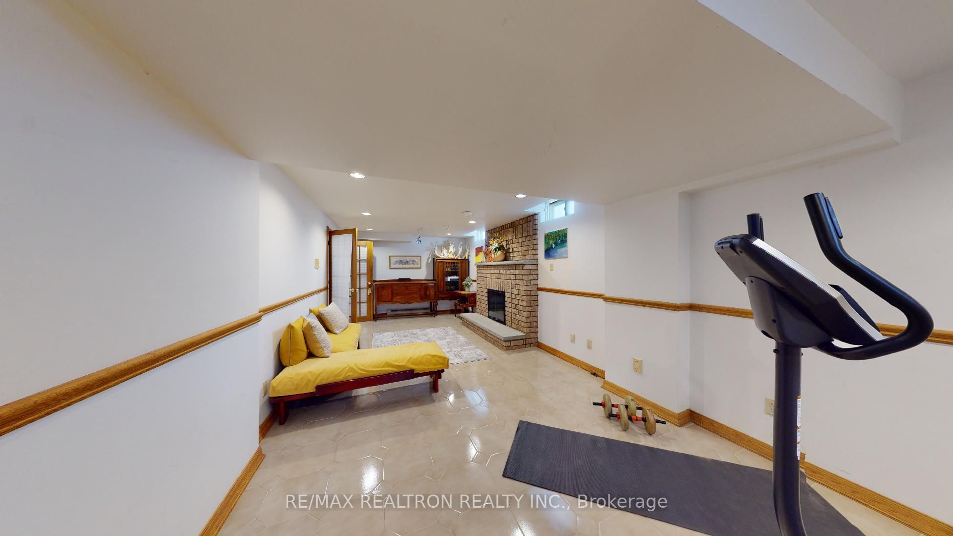 2 Glenhurst Road Property Photo 21