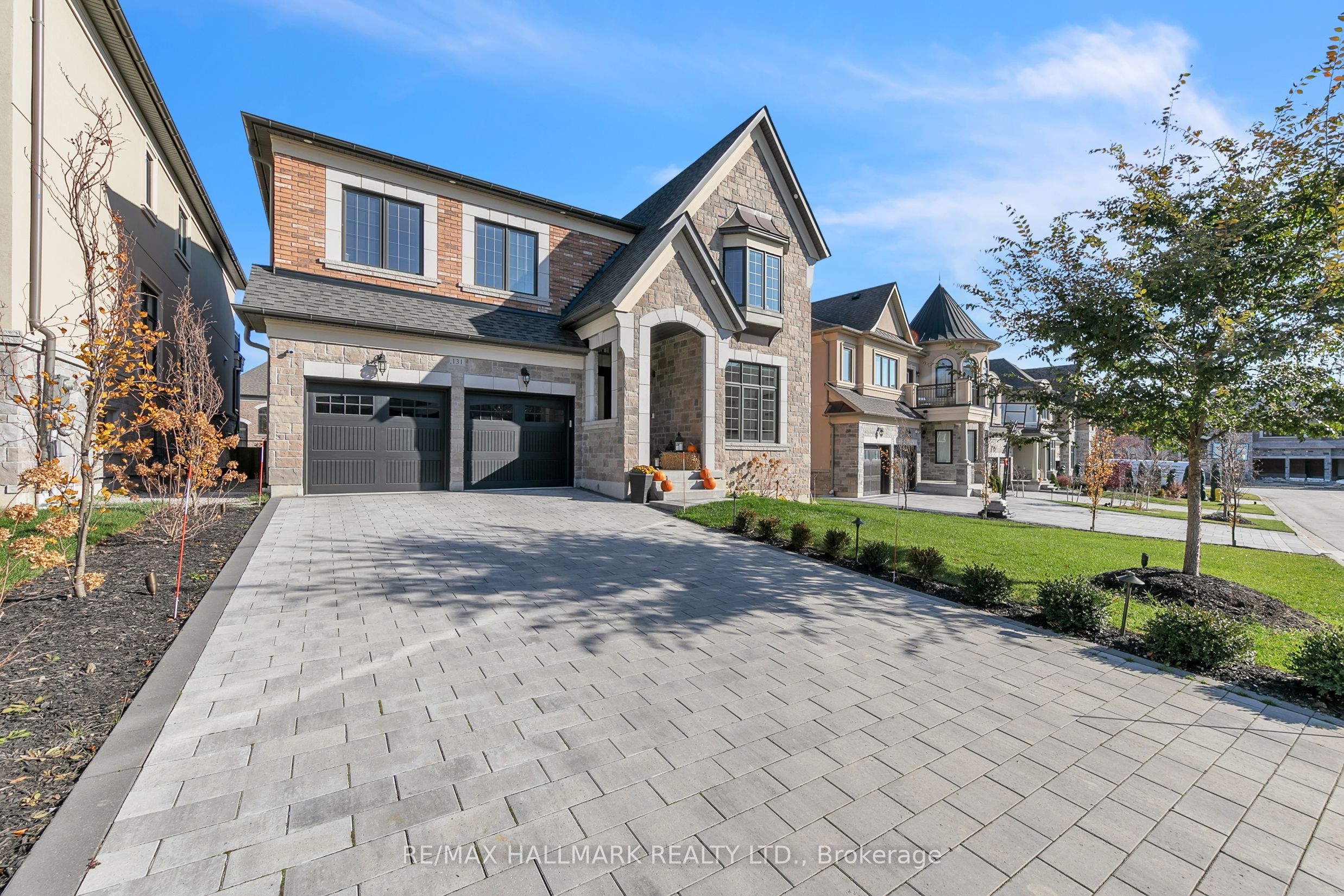 131 Lady Jessica Drive Property Photo 1