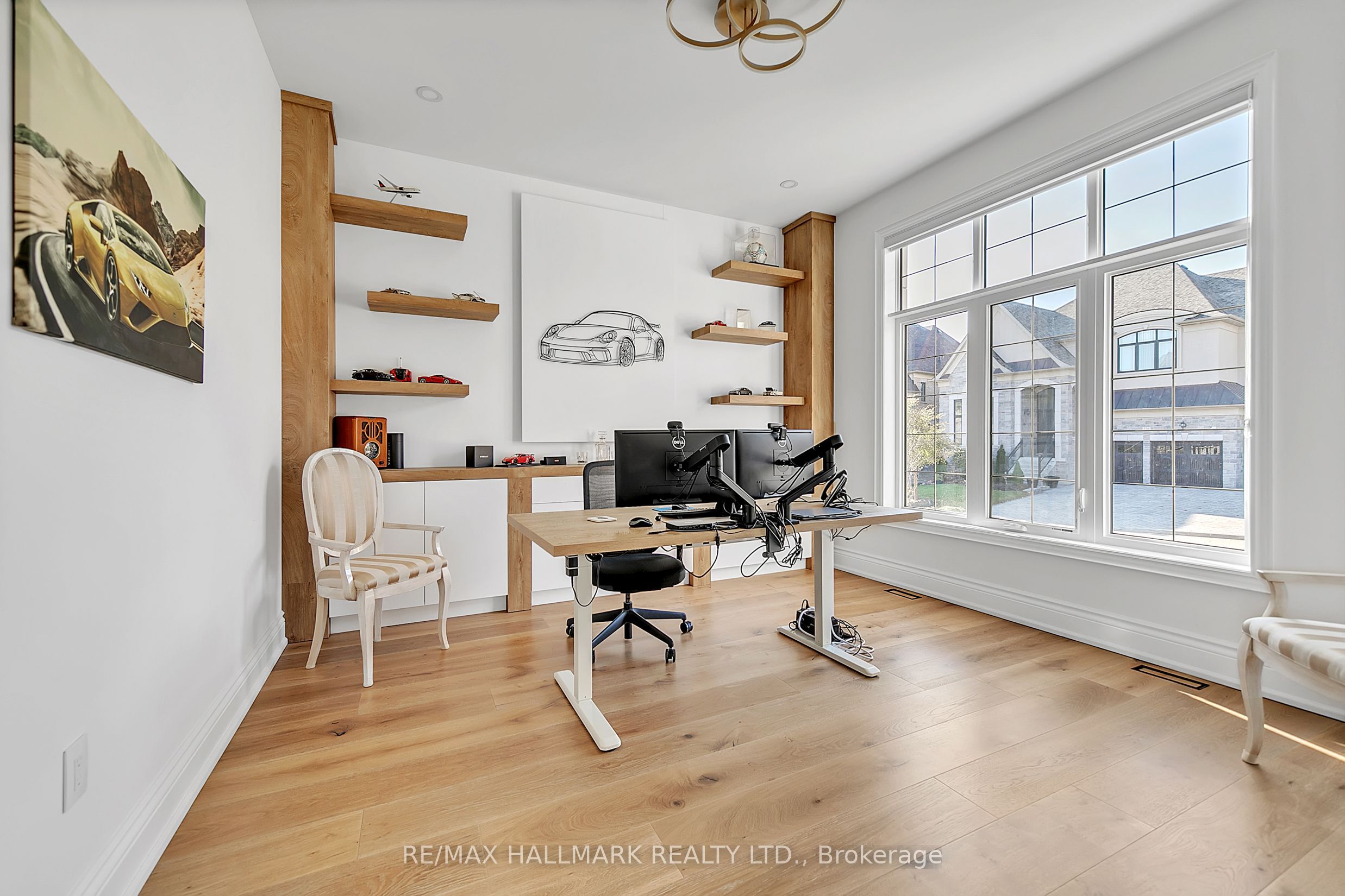 131 Lady Jessica Drive Property Photo 4