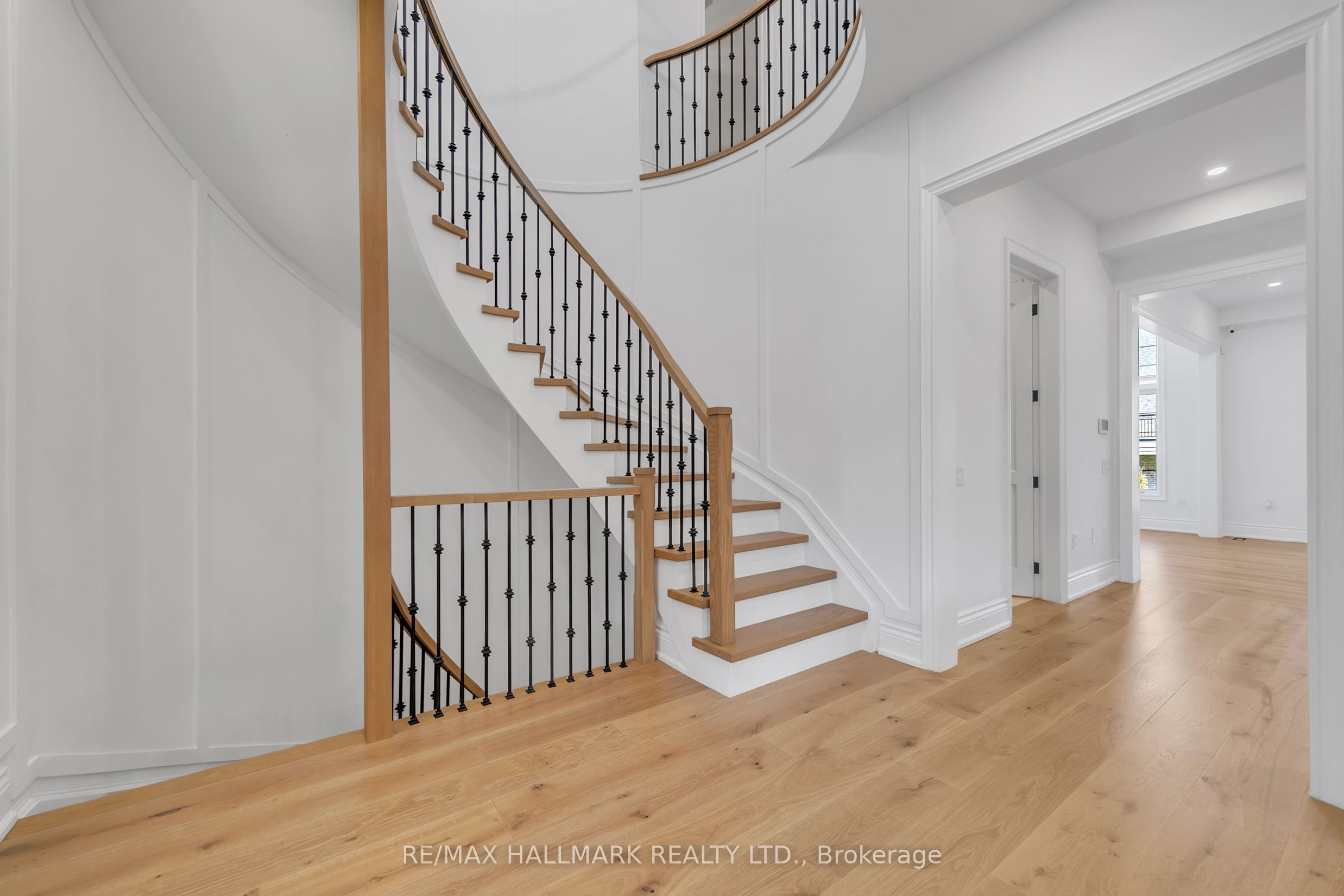 131 Lady Jessica Drive Property Photo 13