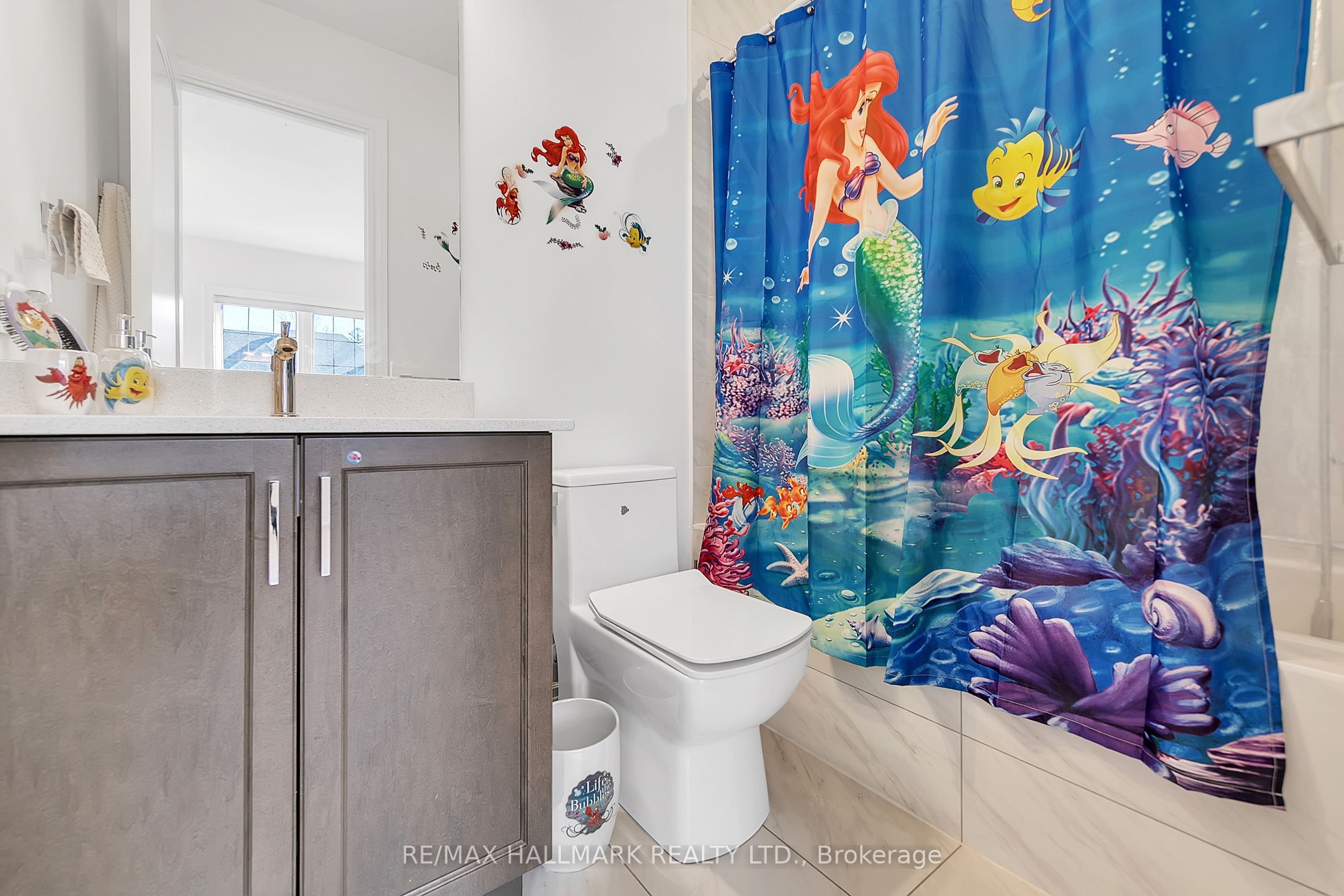 131 Lady Jessica Drive Property Photo 38