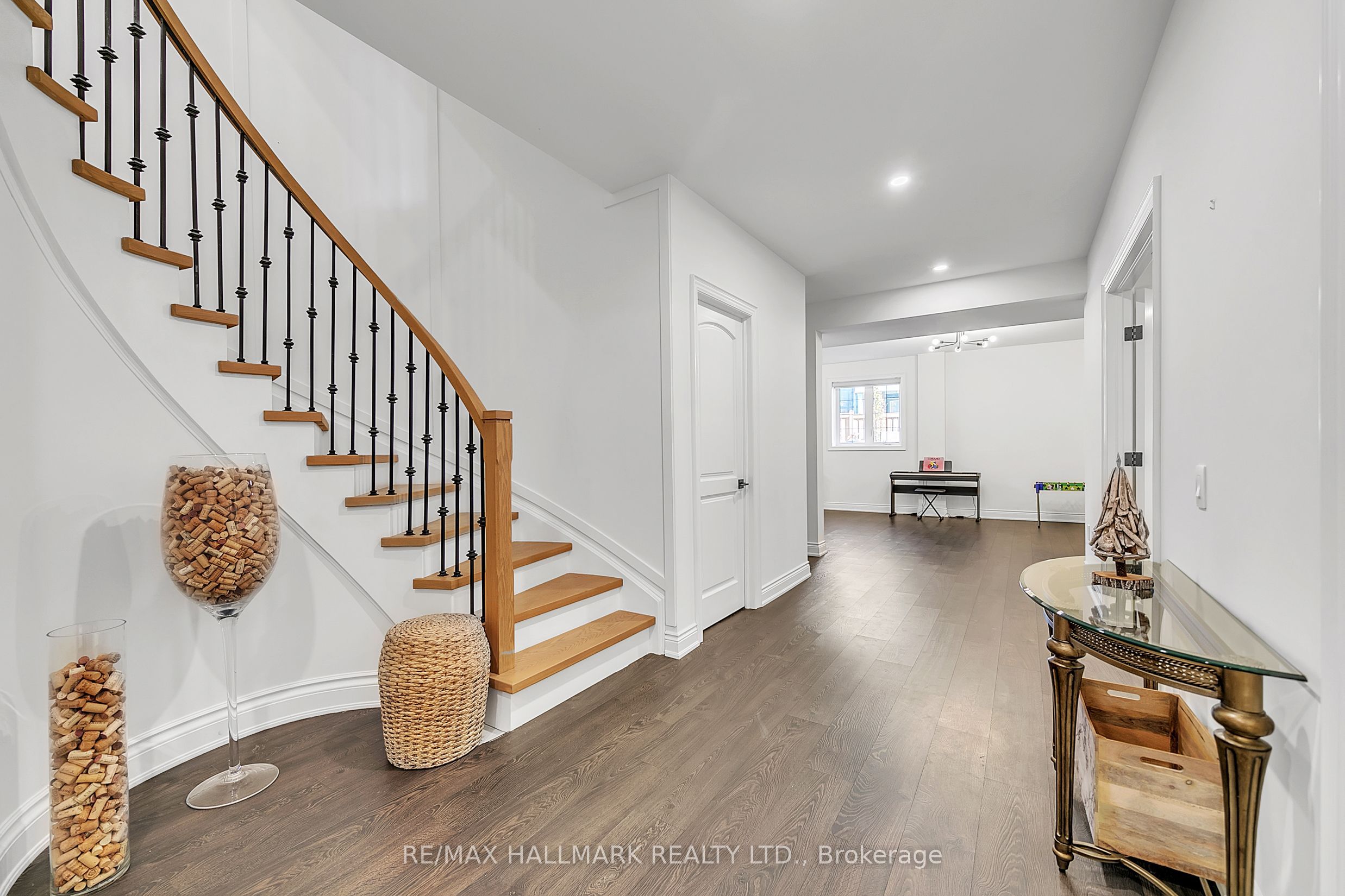 131 Lady Jessica Drive Property Photo 43