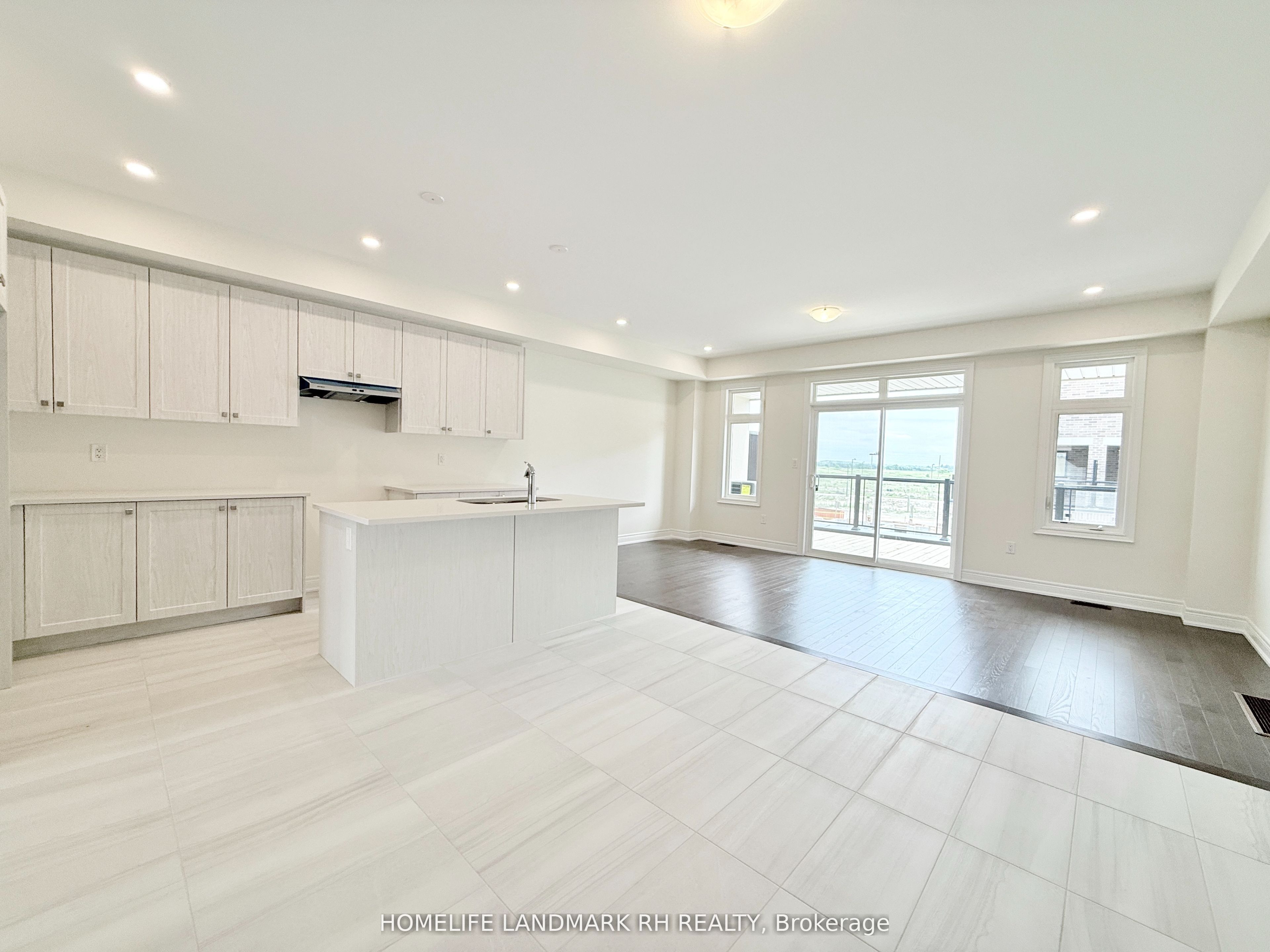 7 Lucy Pick Avenue Property Photo 5