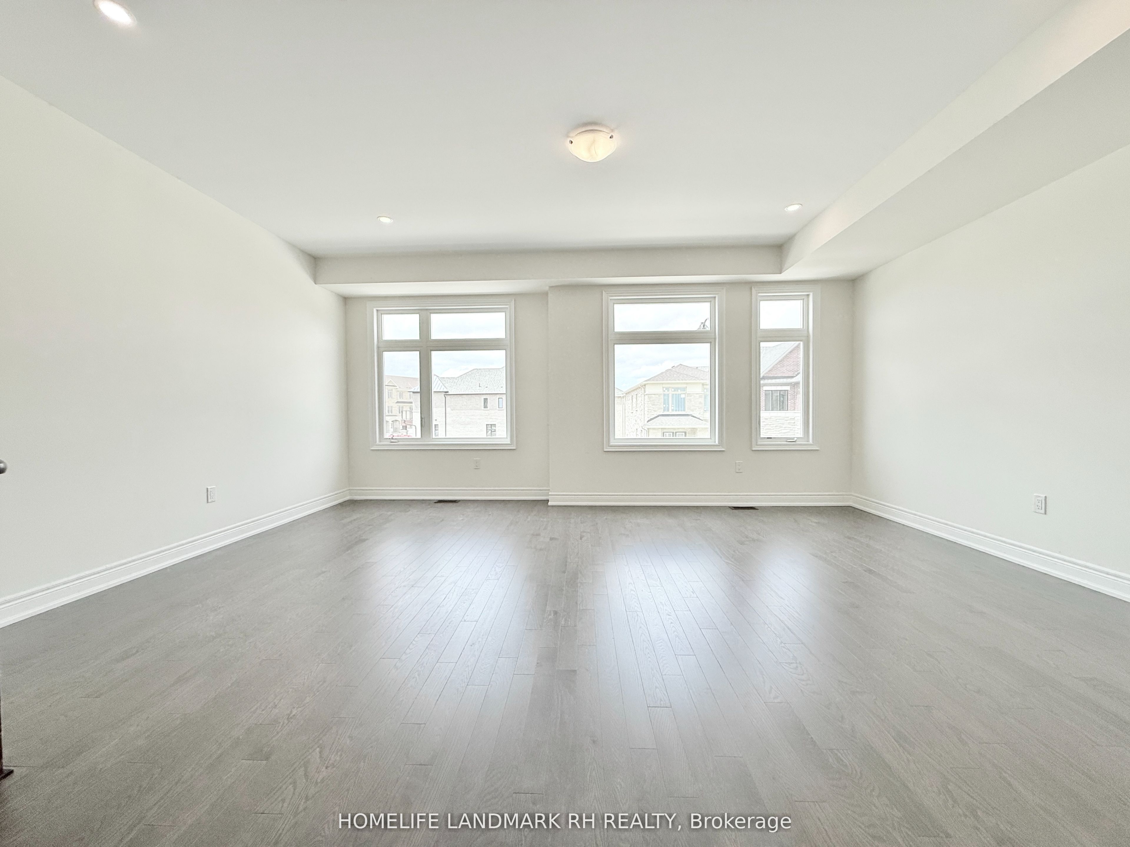 7 Lucy Pick Avenue Property Photo 9