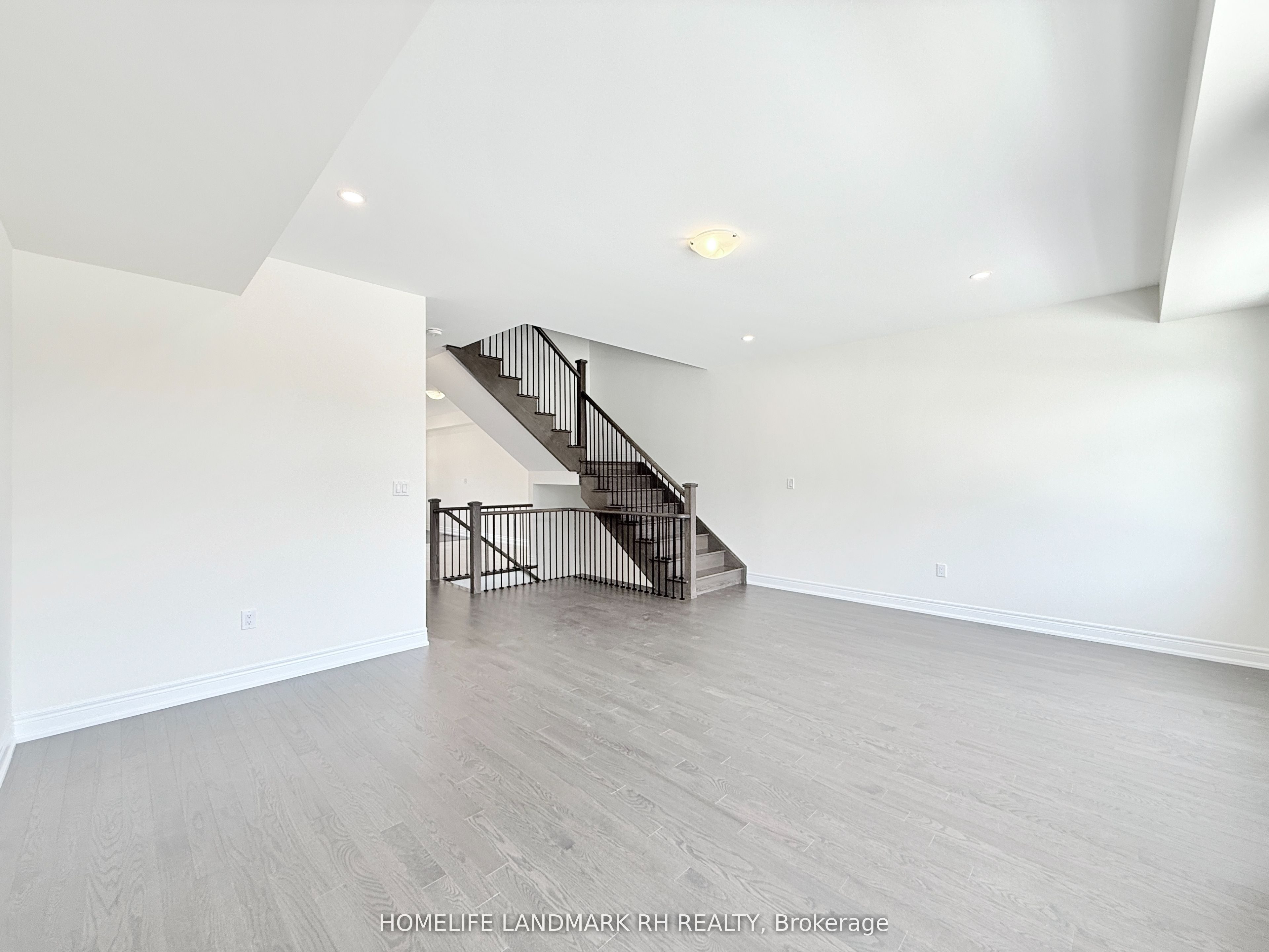 7 Lucy Pick Avenue Property Photo 11