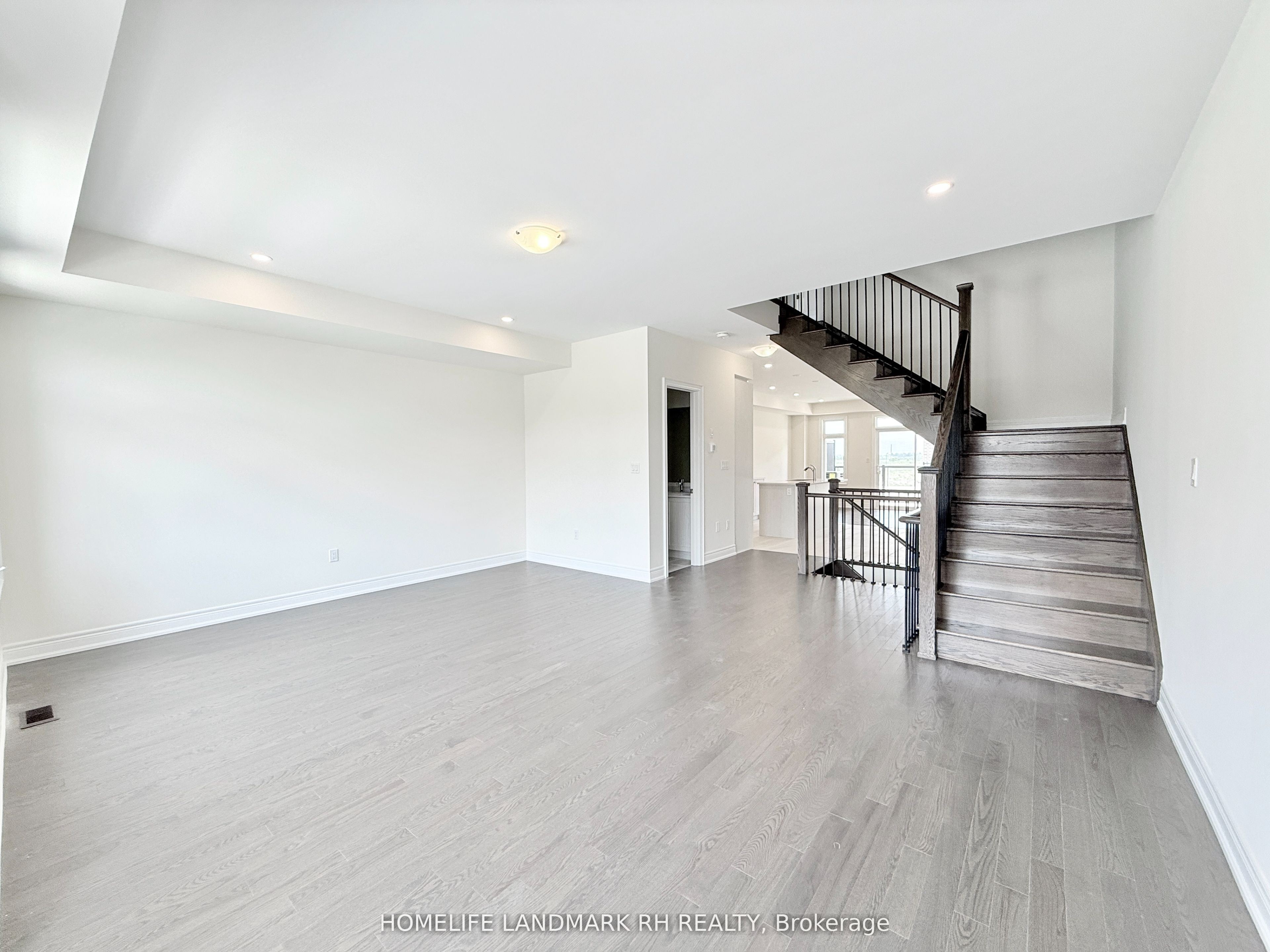 7 Lucy Pick Avenue Property Photo 16