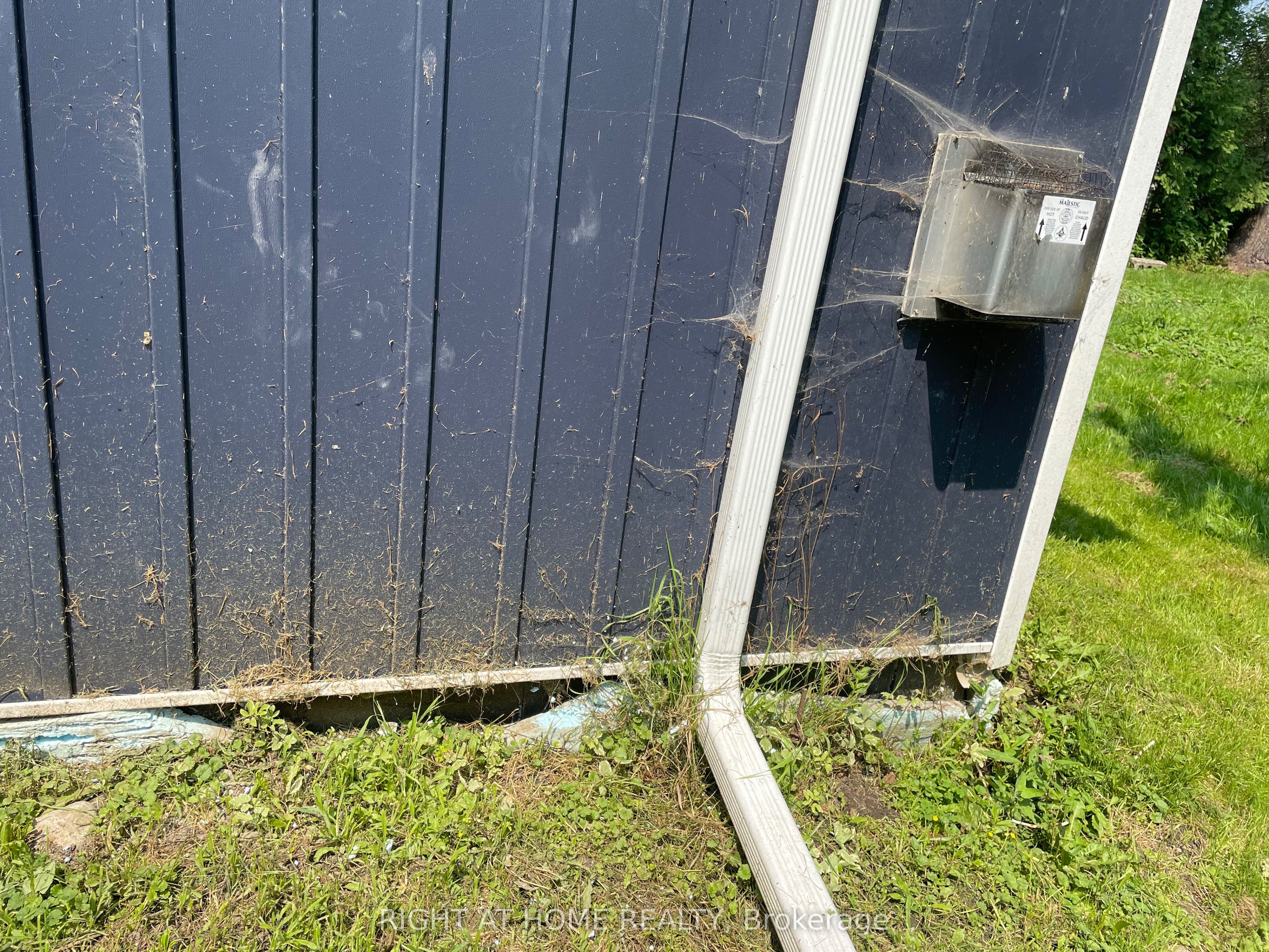 47 Metropolitan Crescent Property Photo 20