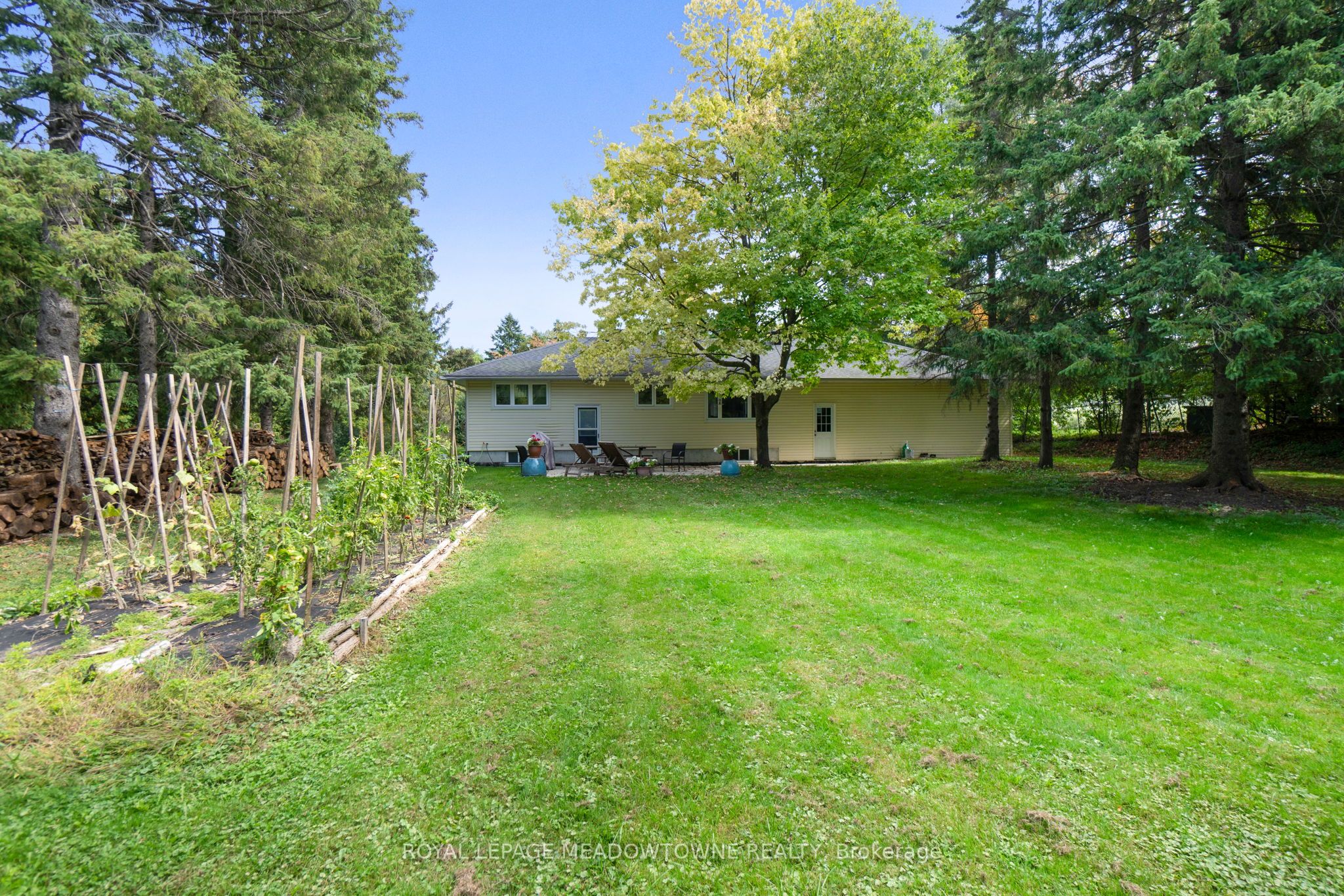 208 Martin Street Property Photo 33