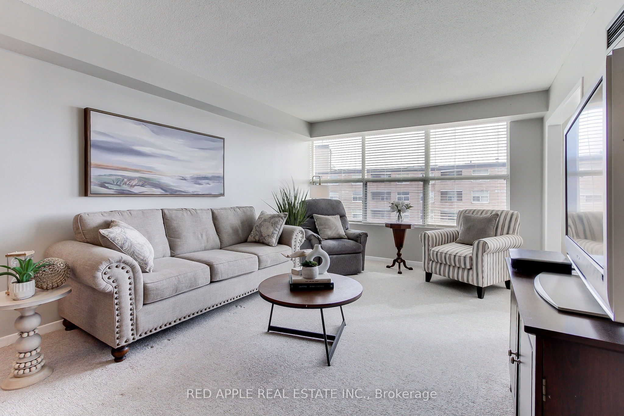 250 Davis Drive 910 Property Photo 1