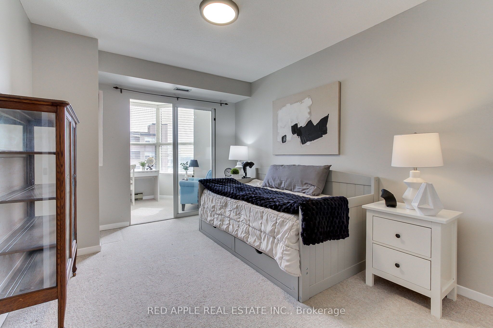 250 Davis Drive 910 Property Photo 12