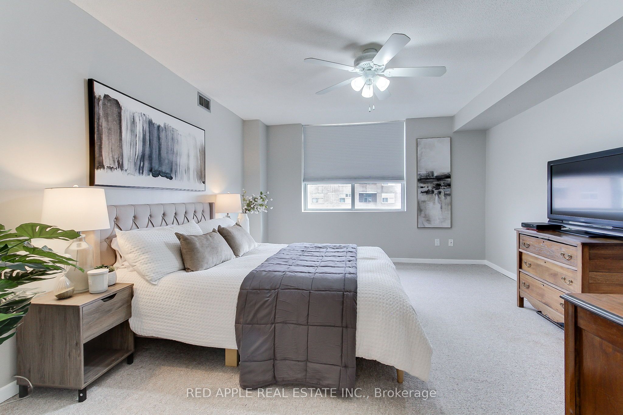 250 Davis Drive 910 Property Photo 15