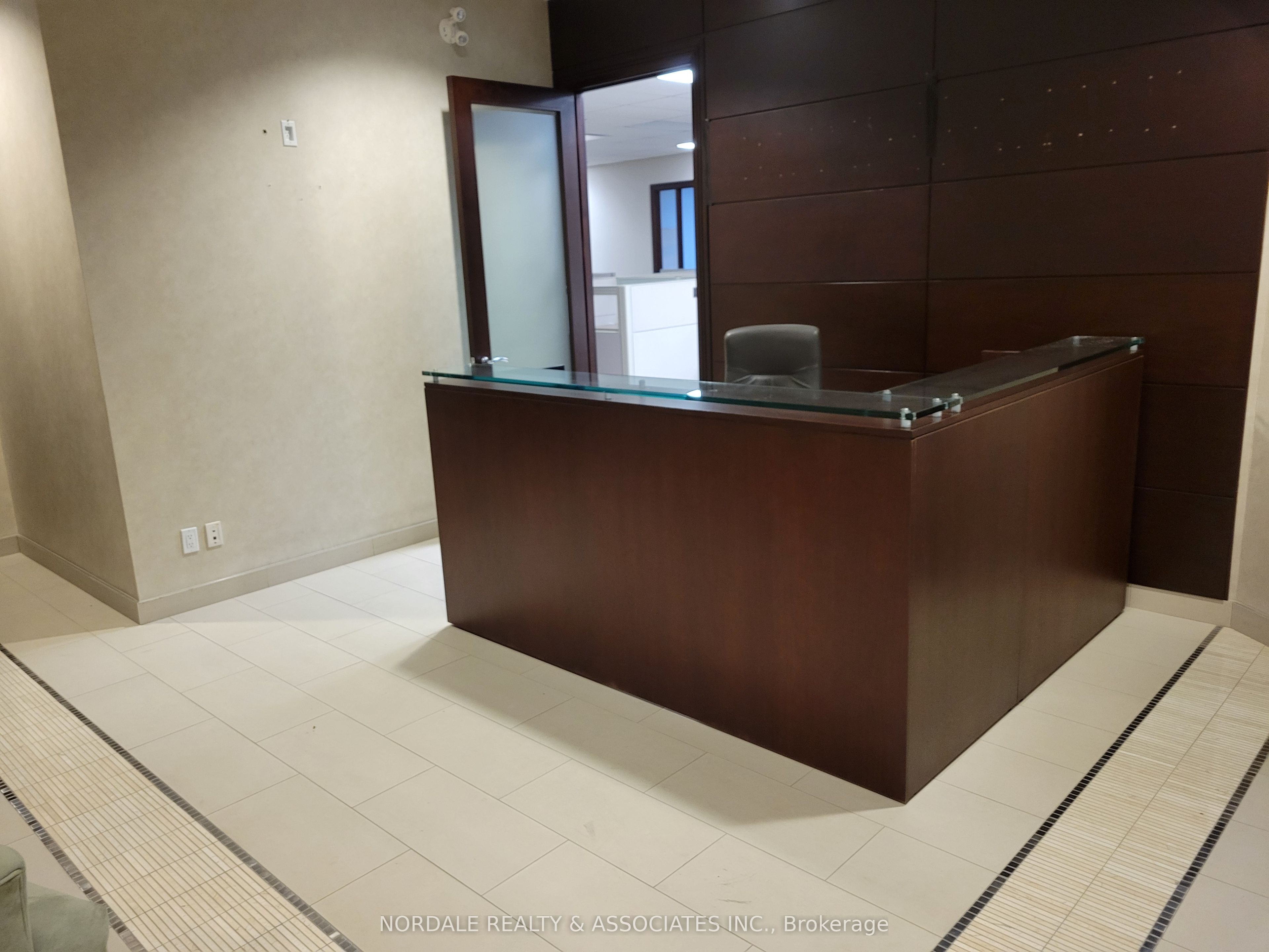 331 Cityview Boulevard 200 Property Photo 6