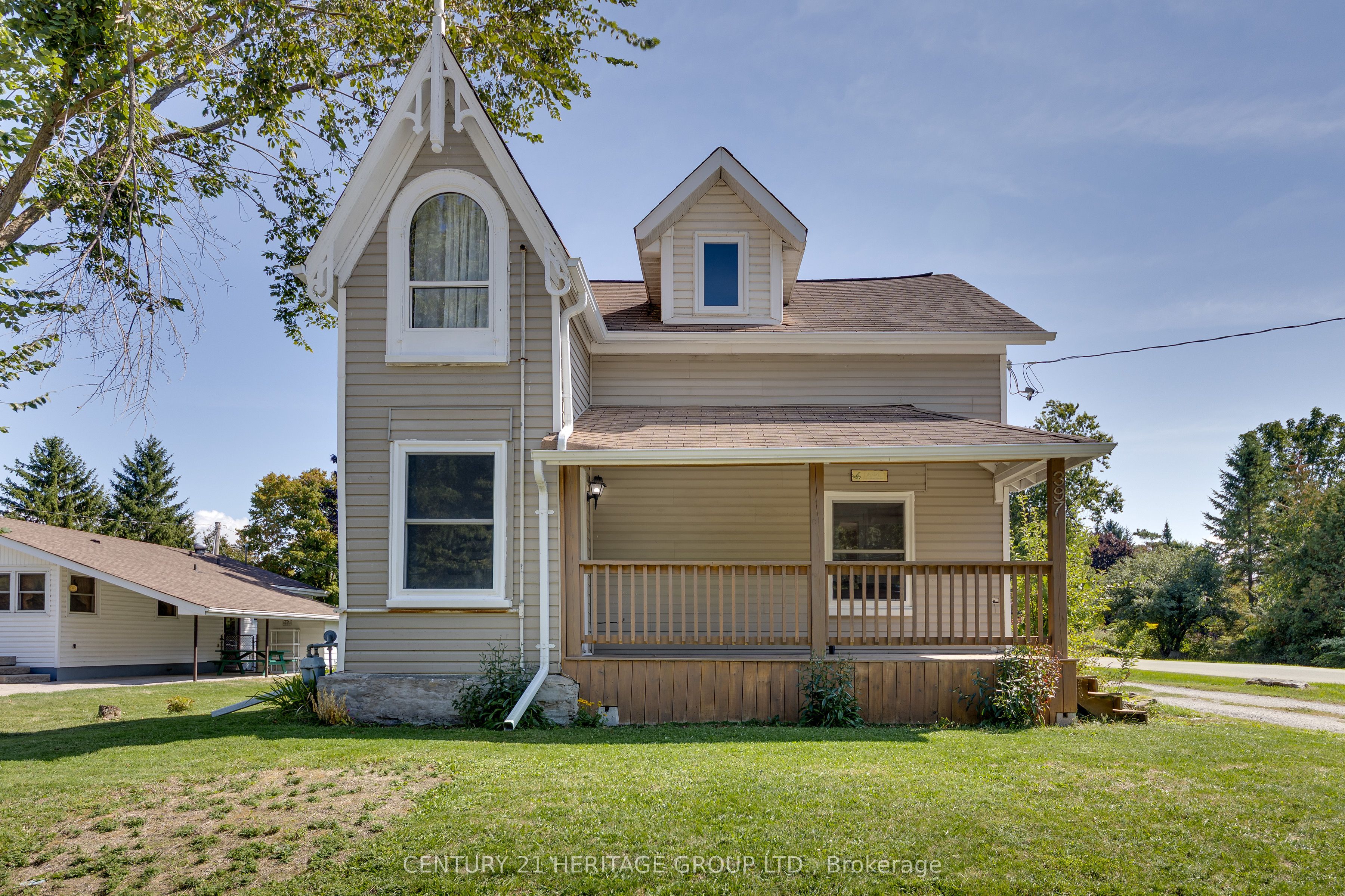 397 Mara Road Property Photo 1