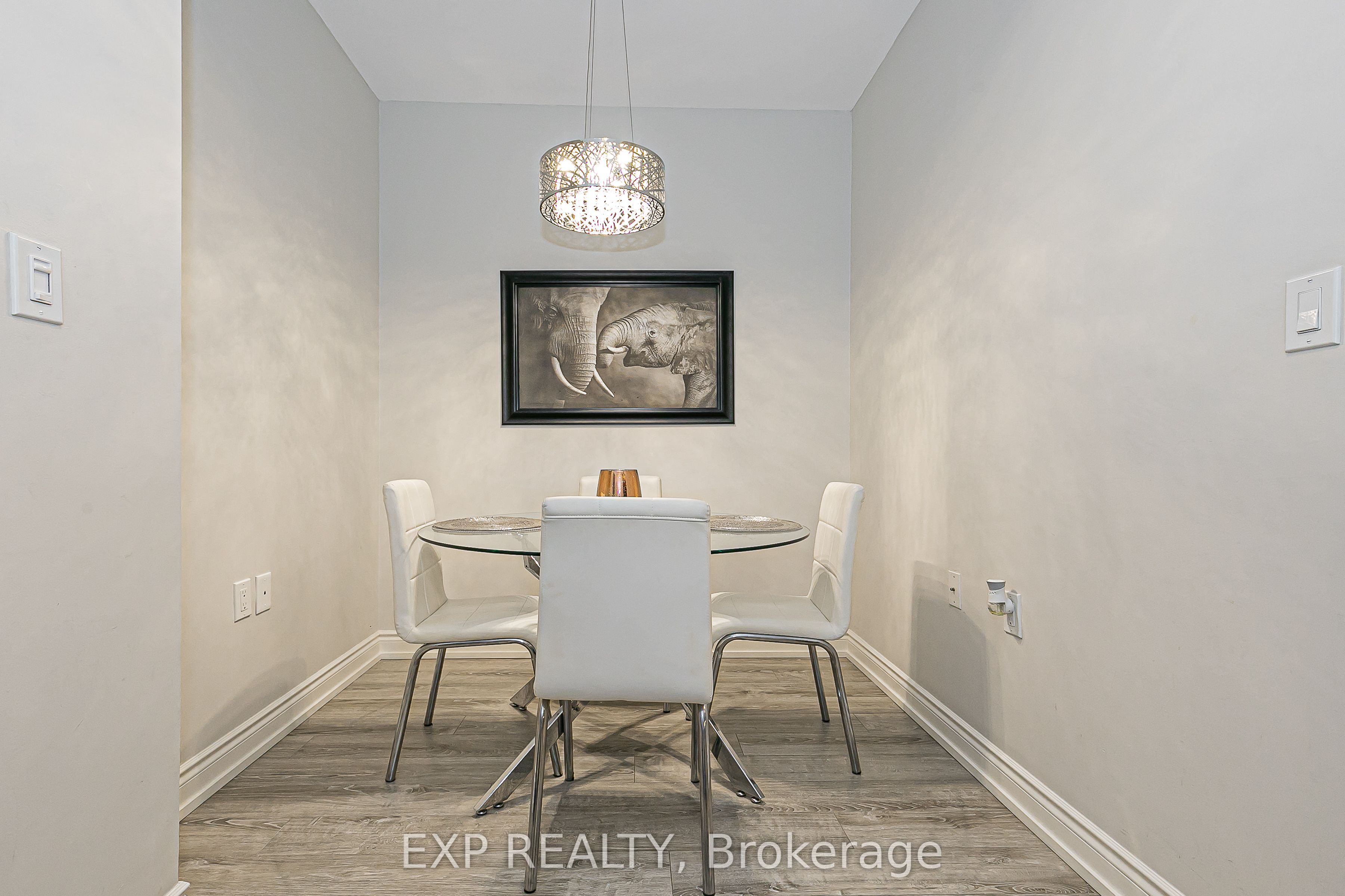 9608 Yonge Street 1005 Property Photo 11