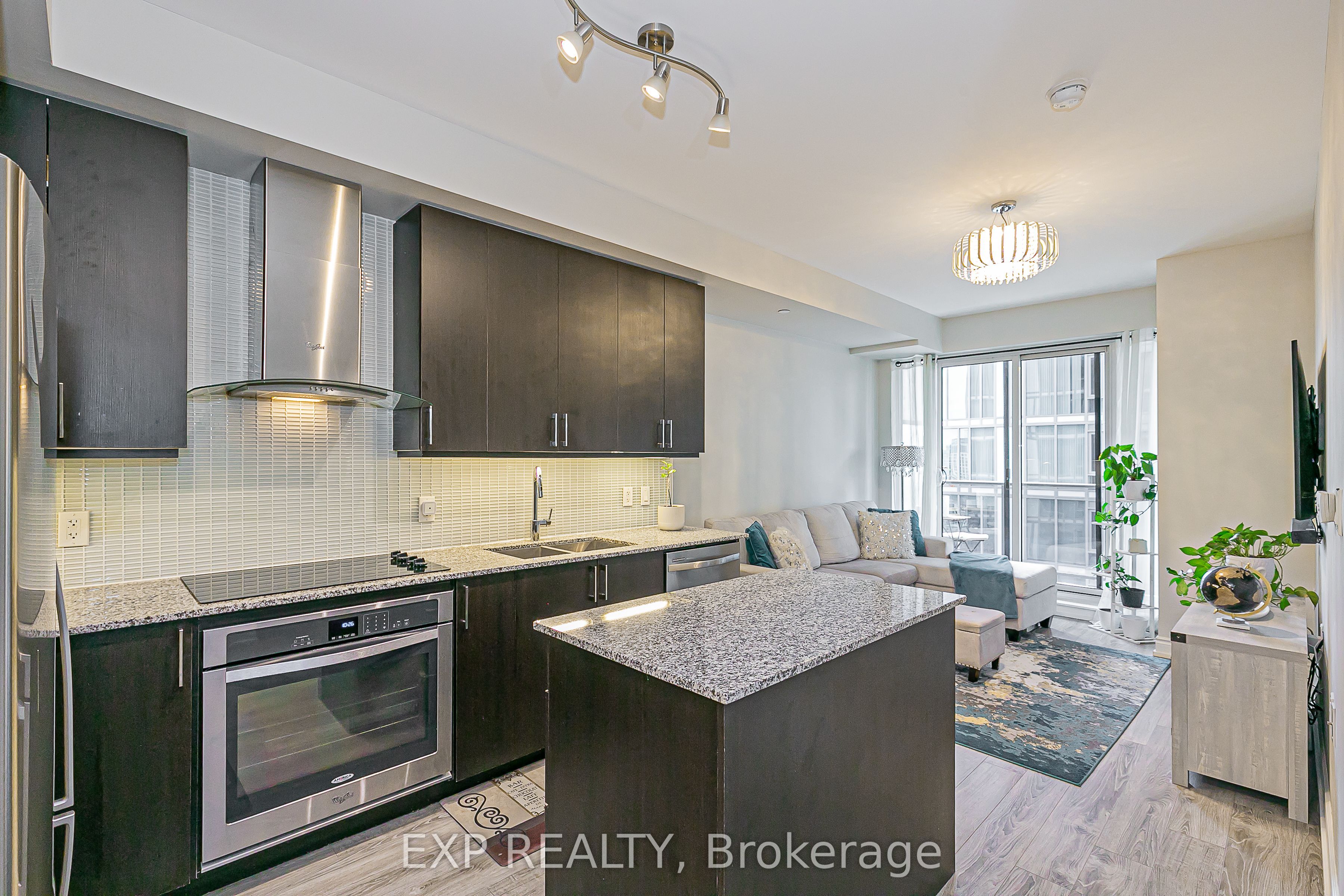 9608 Yonge Street 1005 Property Photo 14