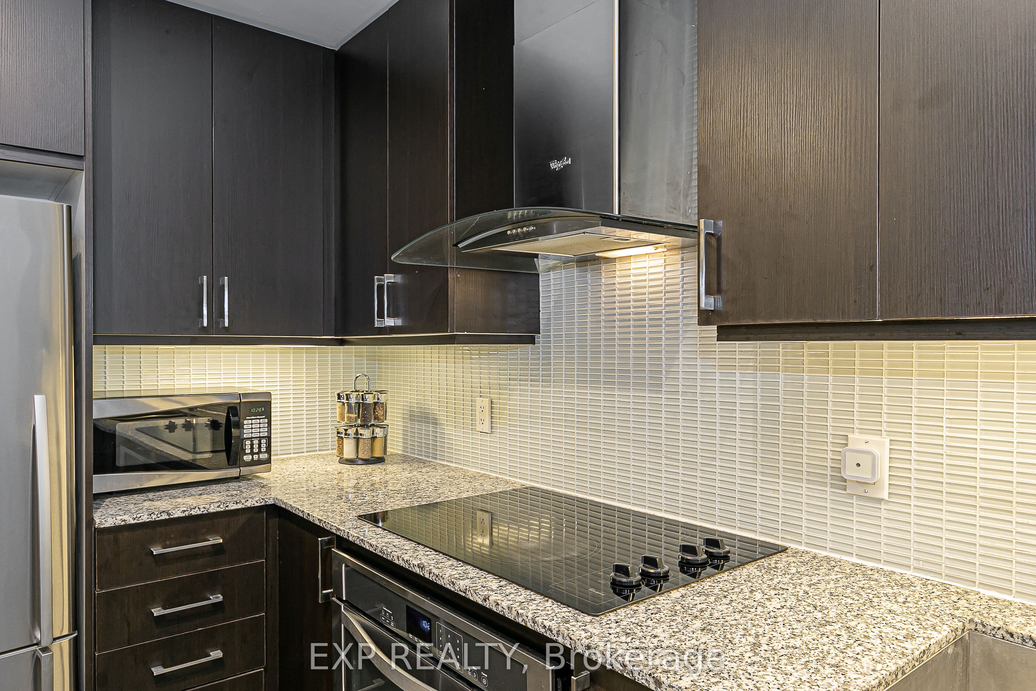 9608 Yonge Street 1005 Property Photo 20