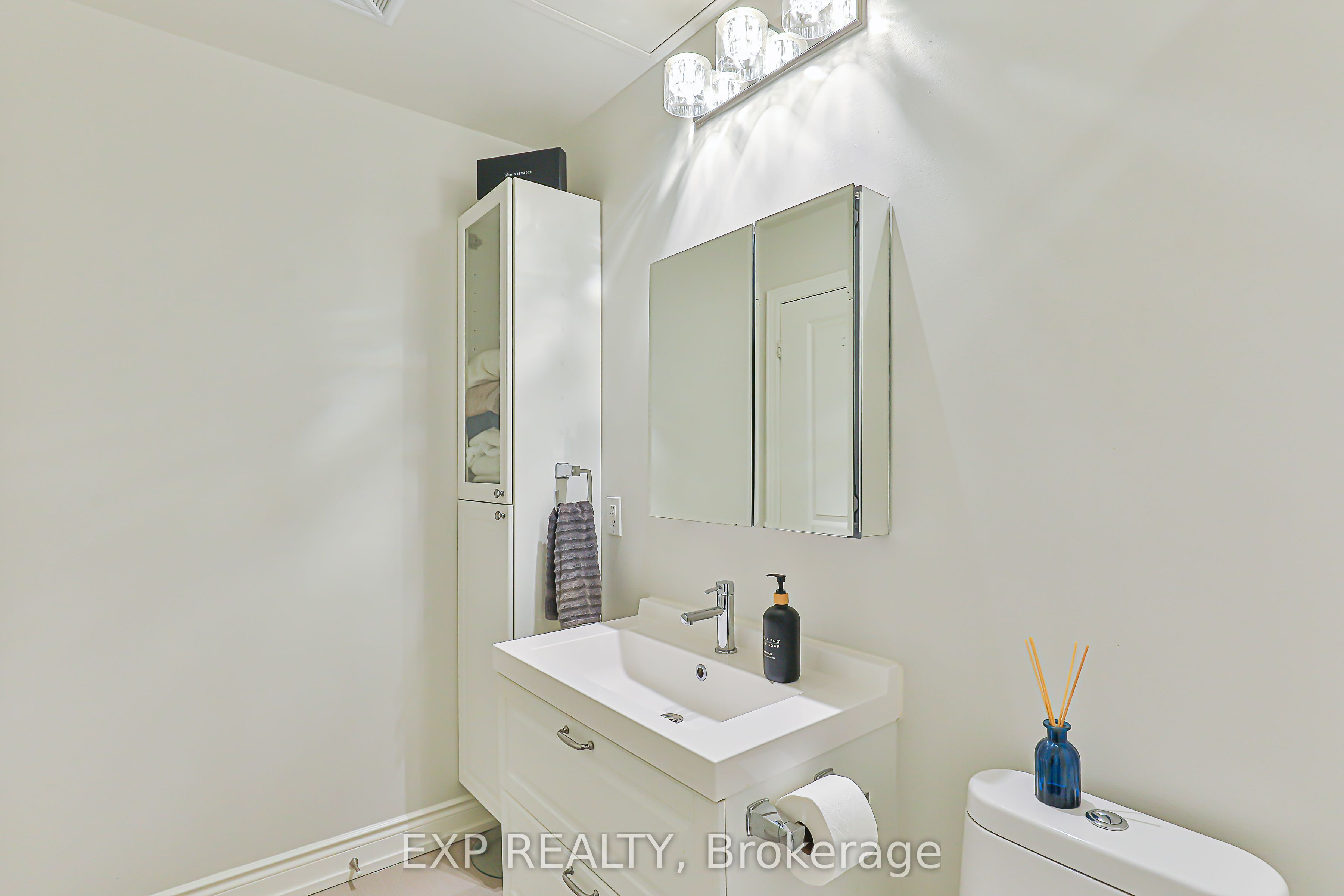 9608 Yonge Street 1005 Property Photo 34