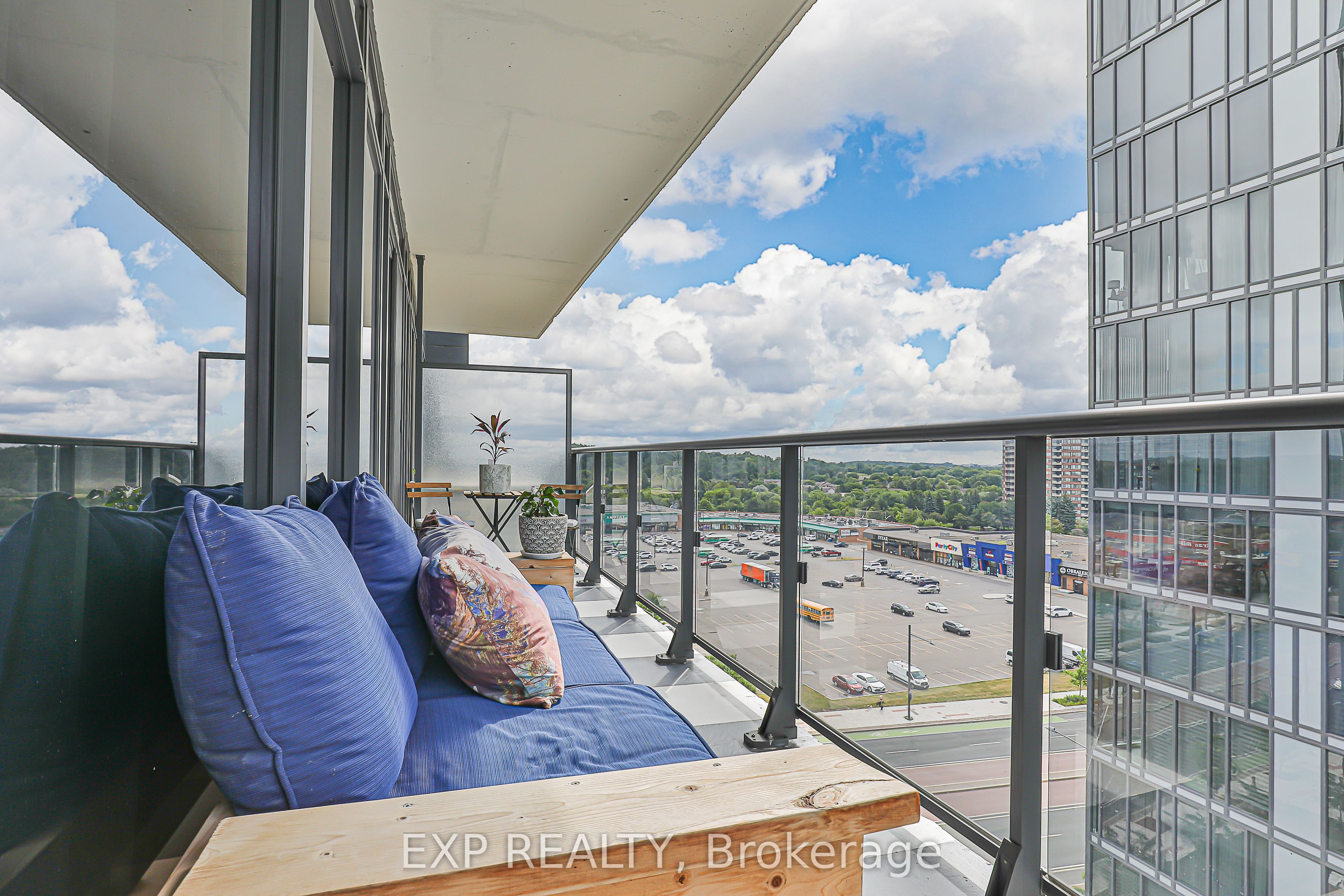 9608 Yonge Street 1005 Property Photo 37