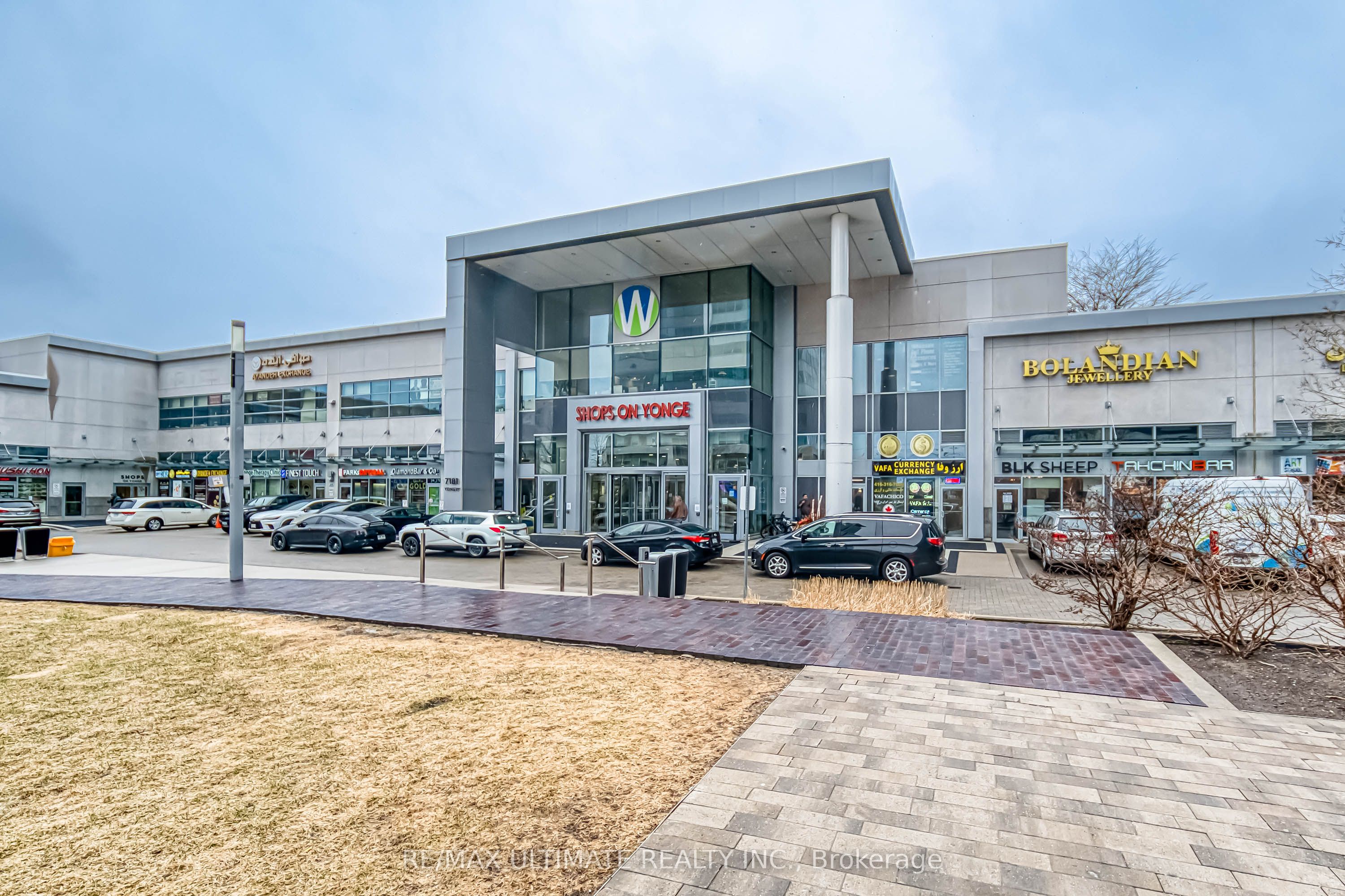 7181 Yonge Street 1 Property Photo 4